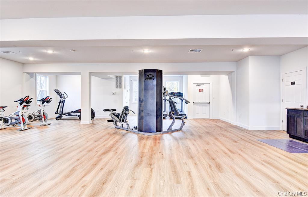 76 Magnolia Park Road, Middletown, NY 10940