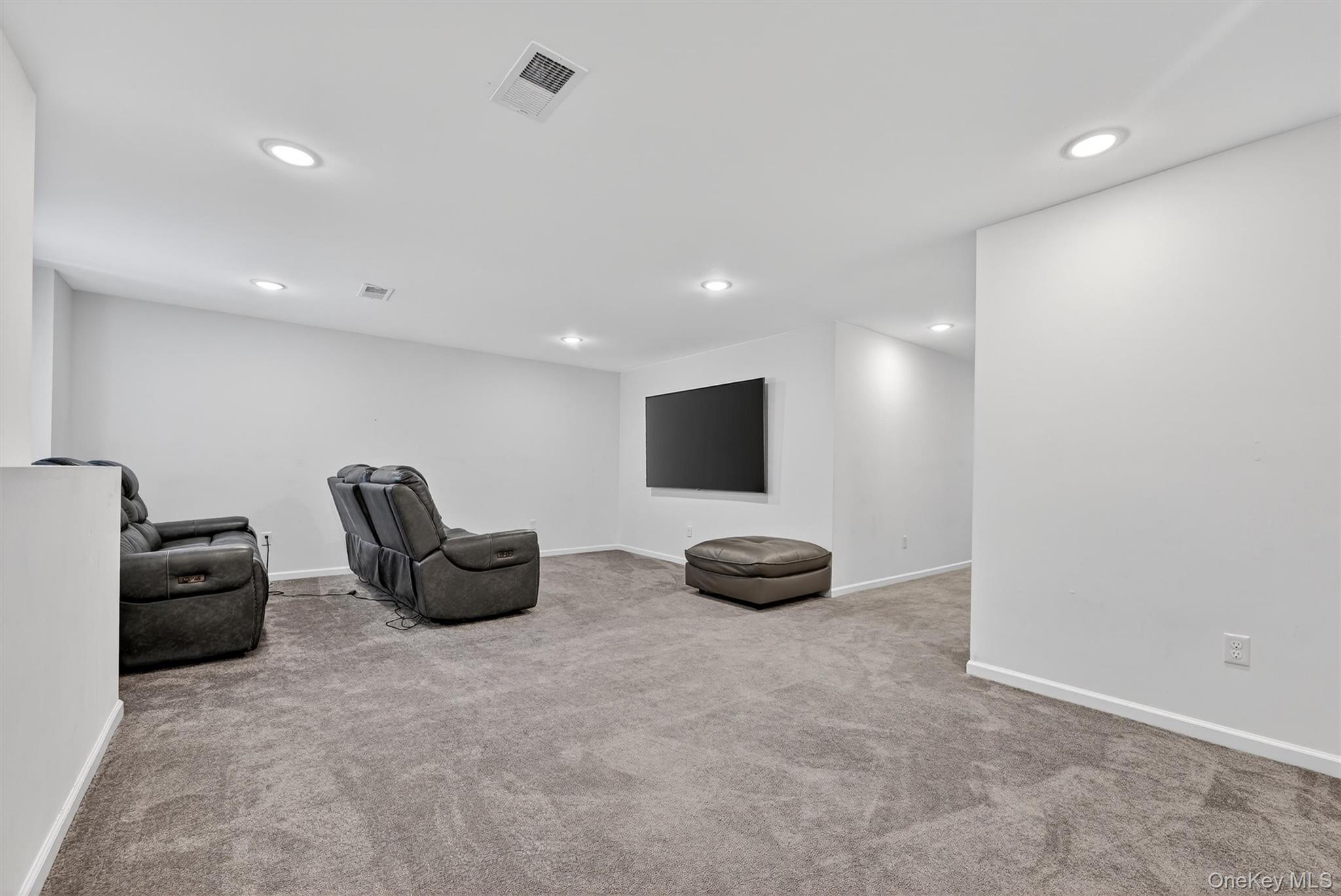 76 Magnolia Park Road, Middletown, NY 10940