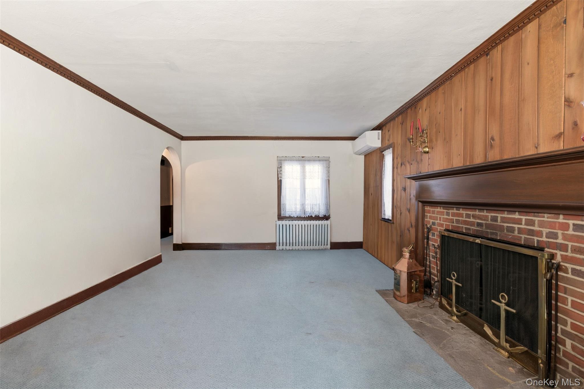 54 Summit Drive, Manhasset, NY 11030