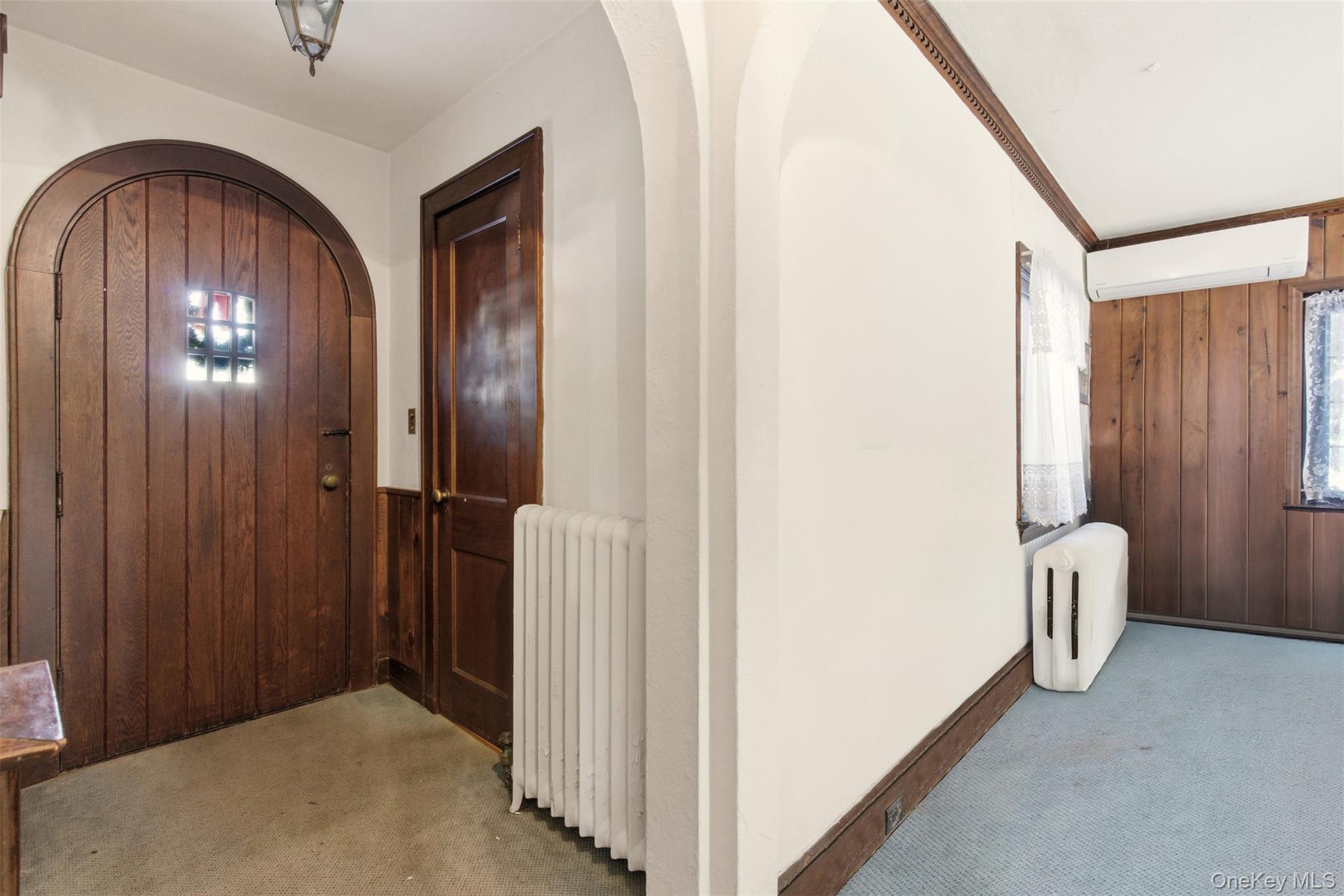 54 Summit Drive, Manhasset, NY 11030