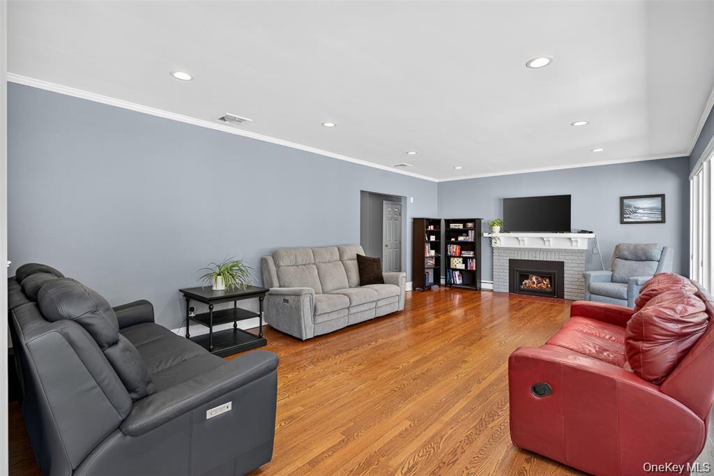 73 Balmville Road, Newburgh, NY 12550