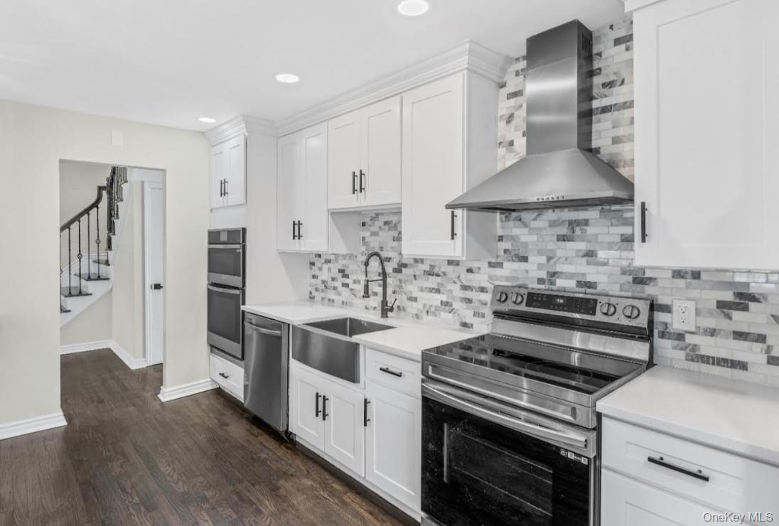 42 Norwood Road, Northport, NY 11768