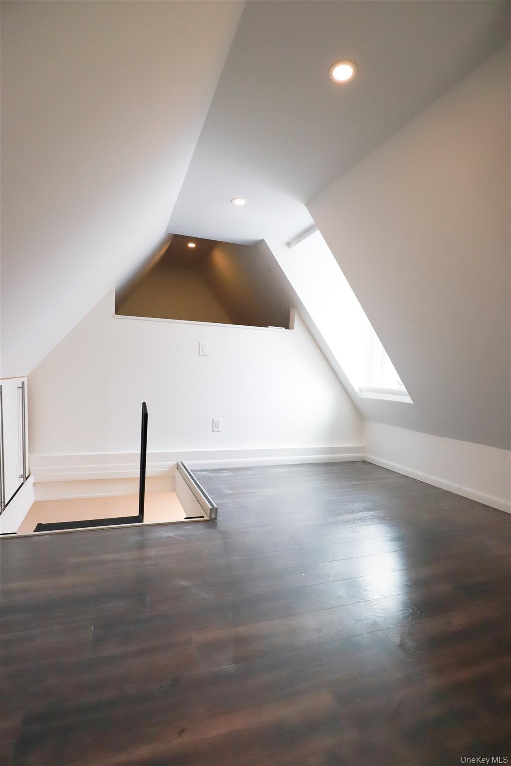 36-20 190TH Street, Flushing, NY 11358