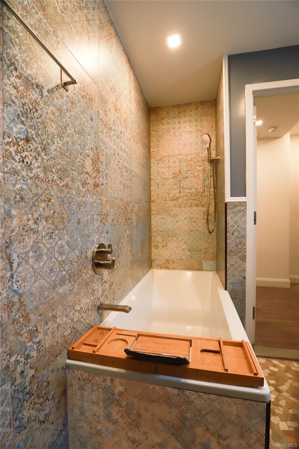 36-20 190TH Street, Flushing, NY 11358