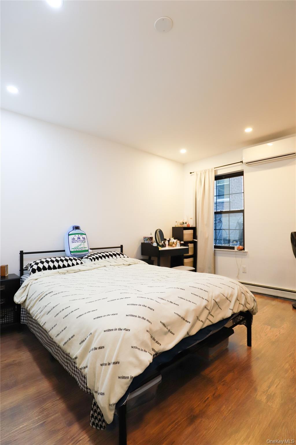 36-20 190TH Street, Flushing, NY 11358