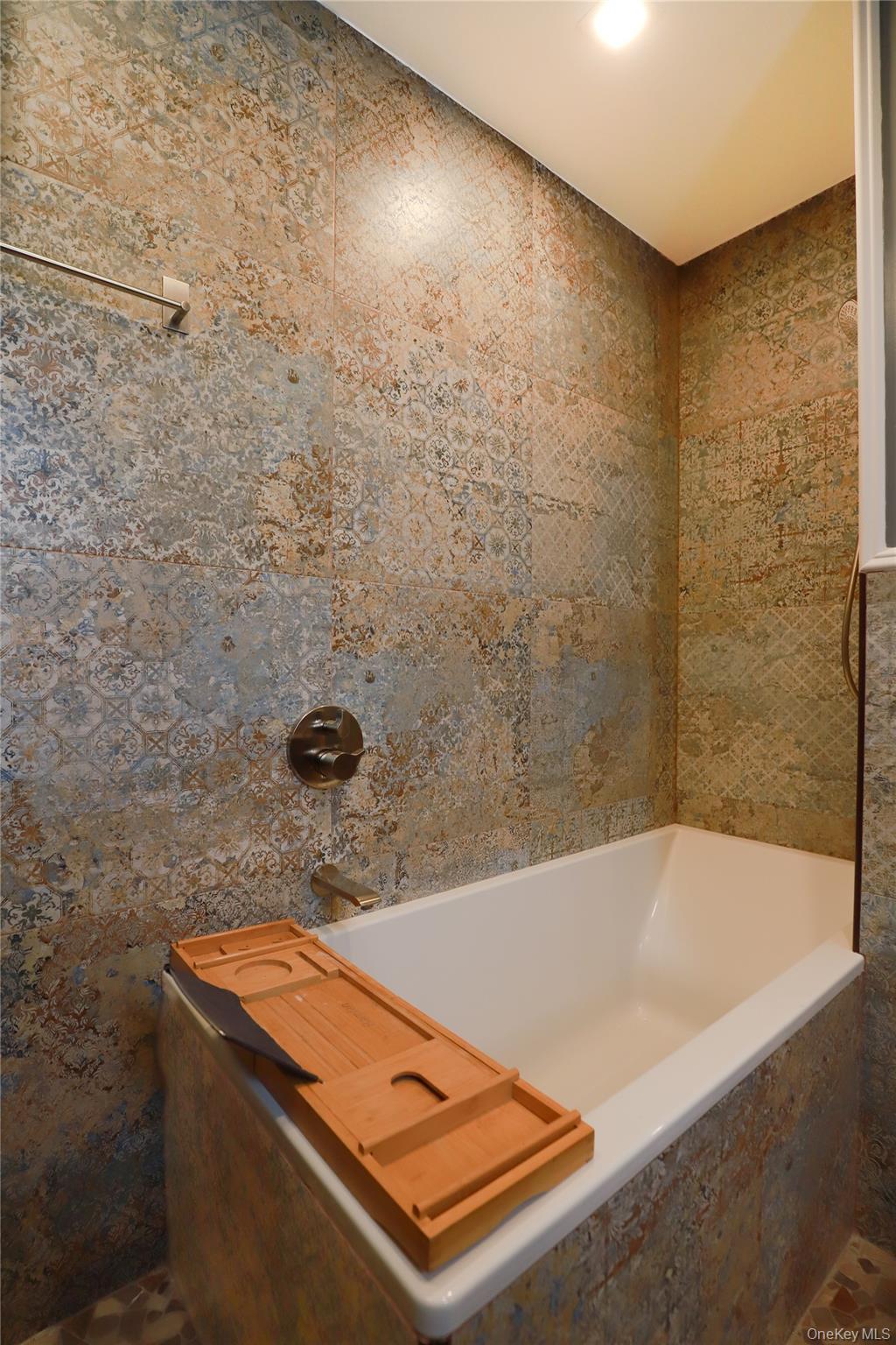 36-20 190TH Street, Flushing, NY 11358