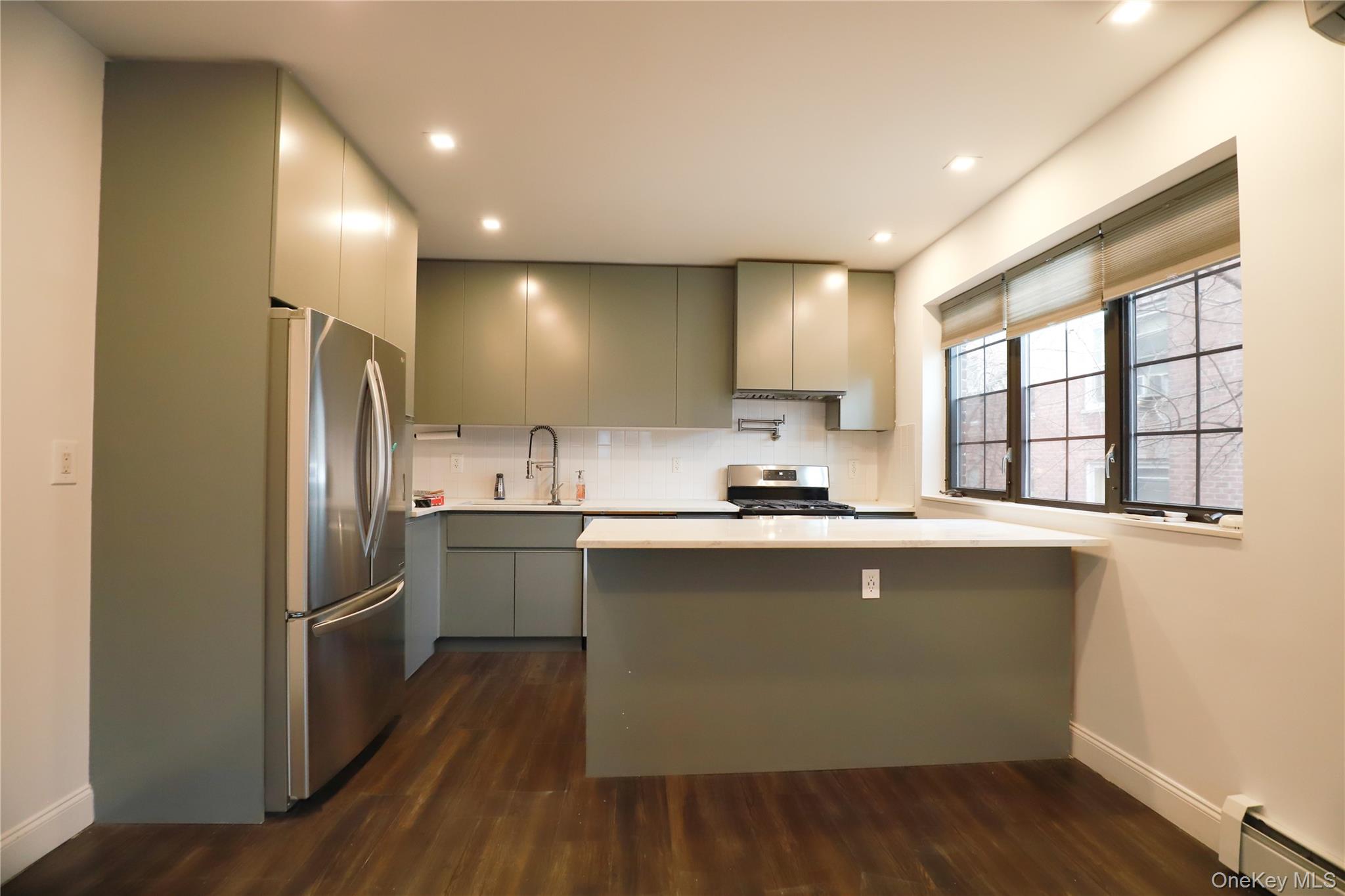 36-20 190 Street, Flushing, NY 11358