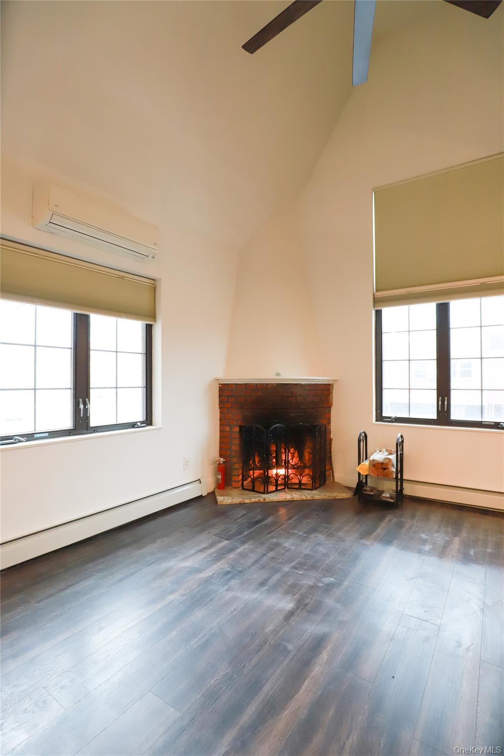 36-20 190 Street, Flushing, NY 11358