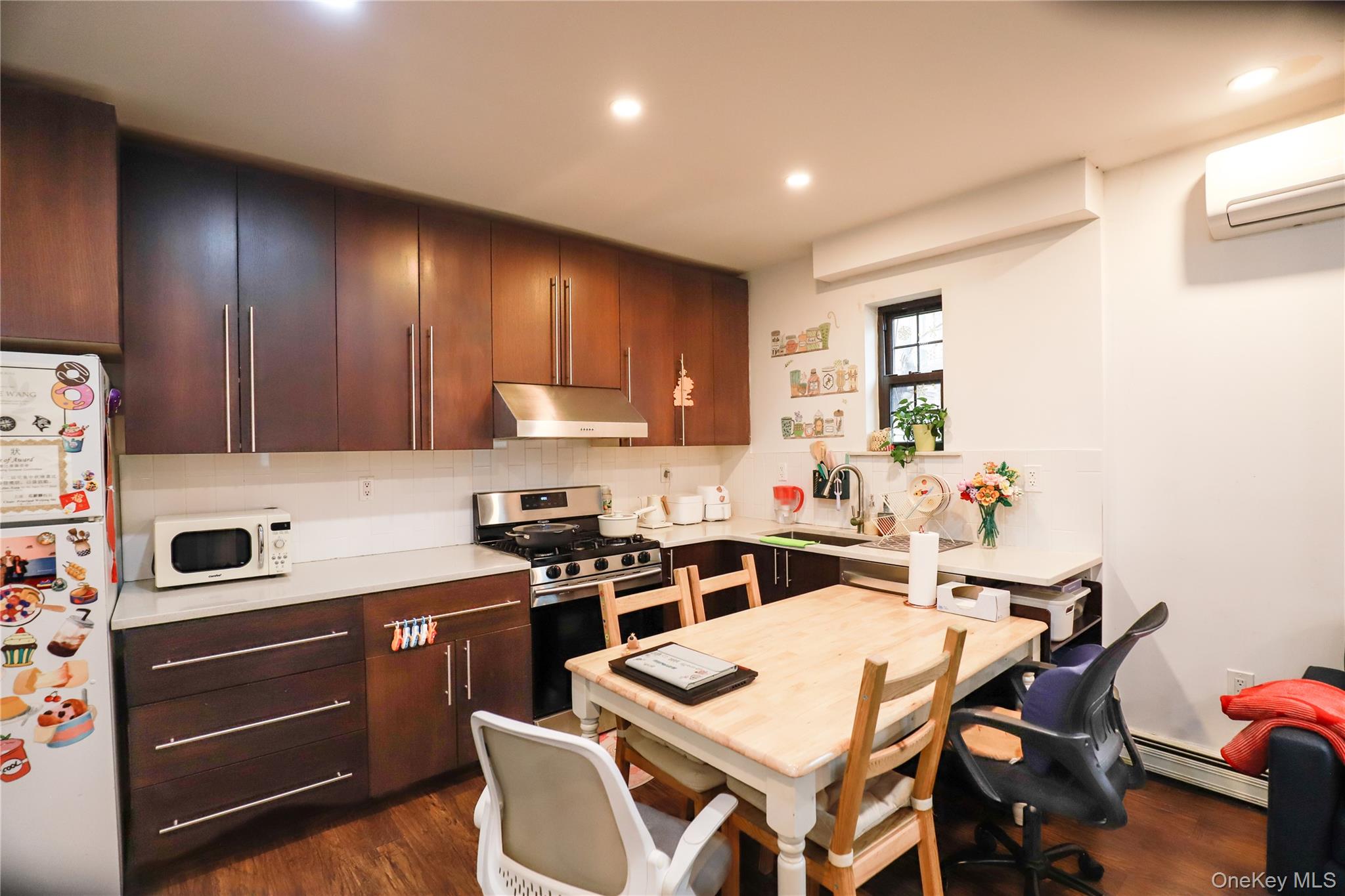 36-20 190TH Street, Flushing, NY 11358