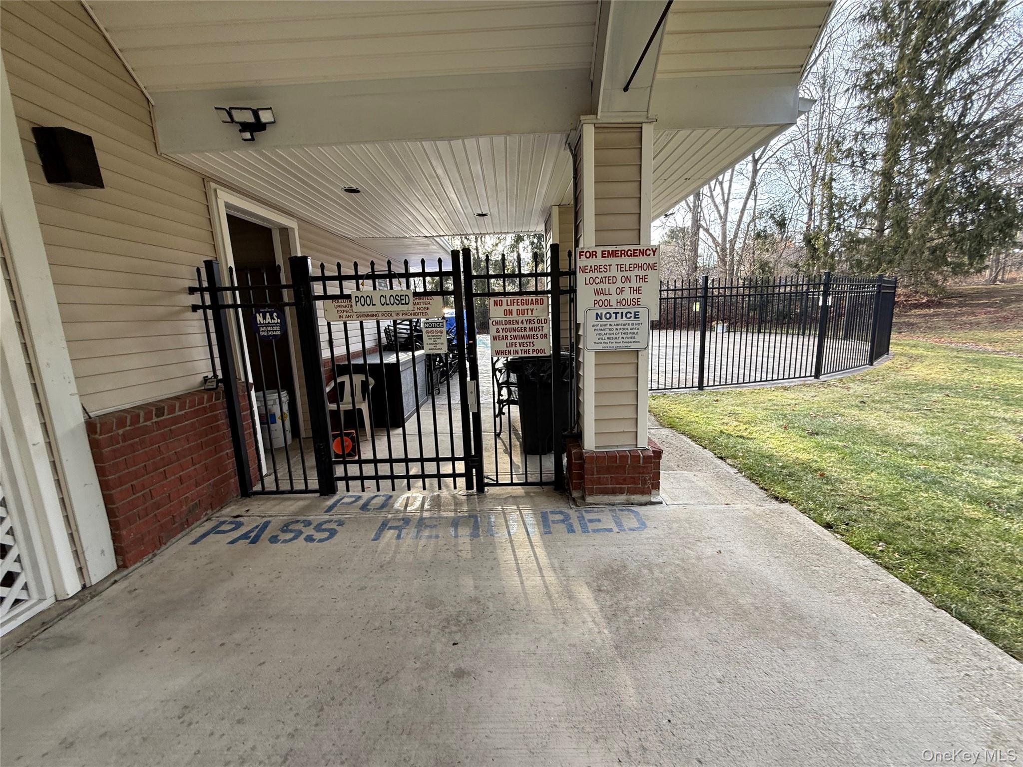 6 Deer Ct Drive, Middletown, NY 10940