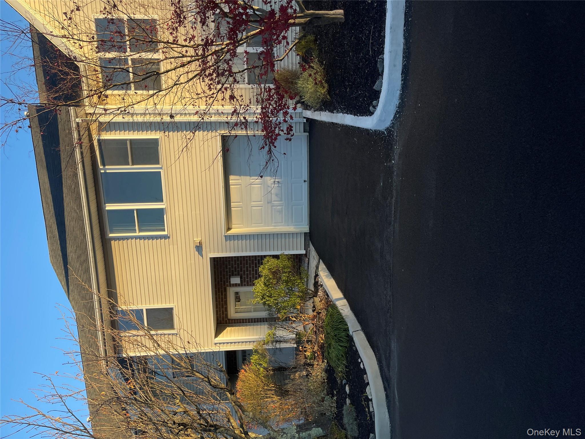 6 Deer Ct Drive, Middletown, NY 10940