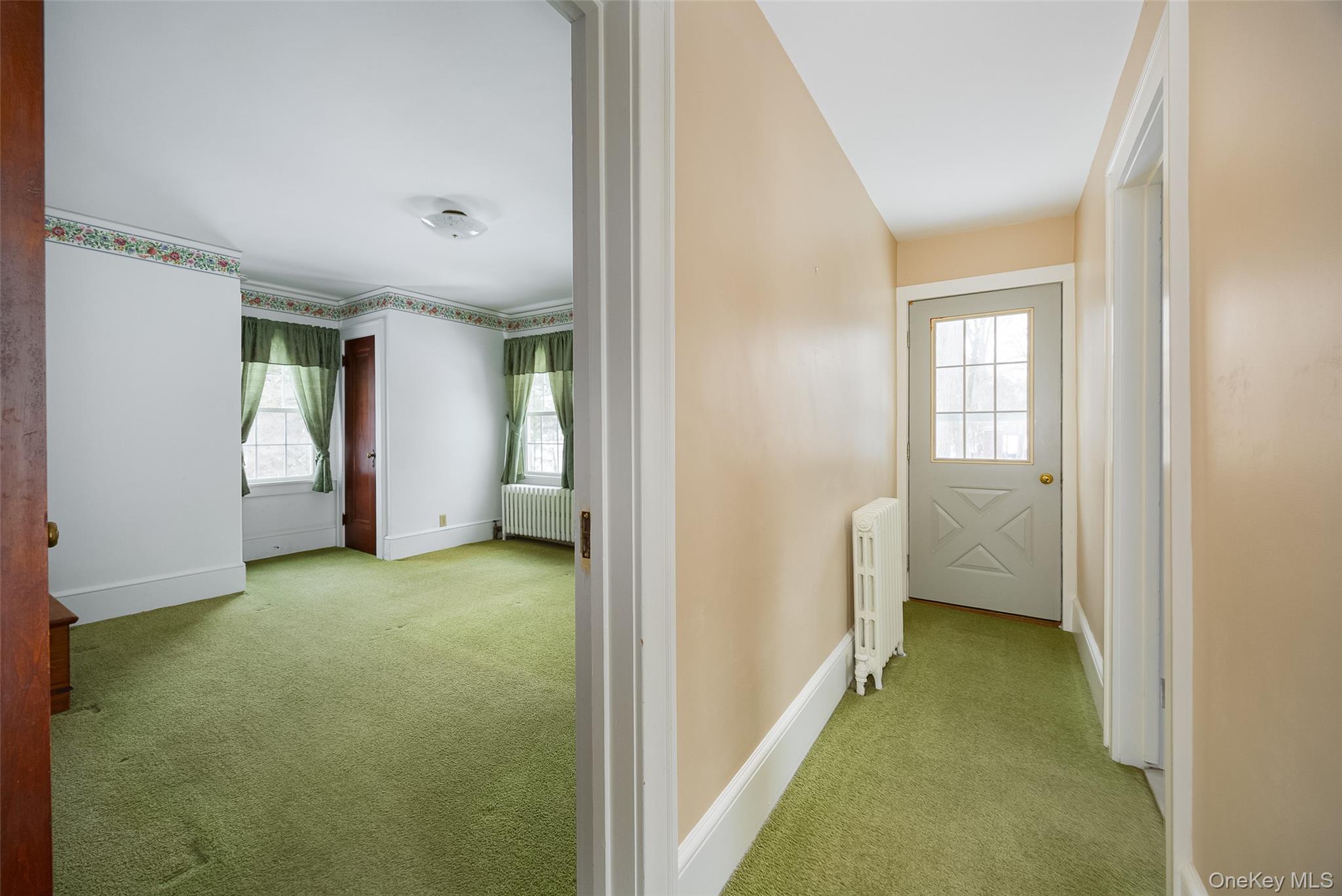 6 Rosalind Road, Poughkeepsie, NY 12601