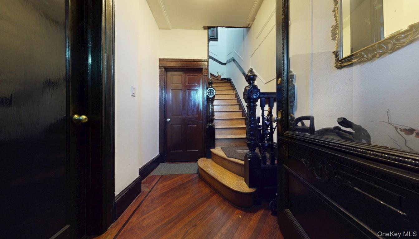 972 52nd Street, Brooklyn, NY 11219