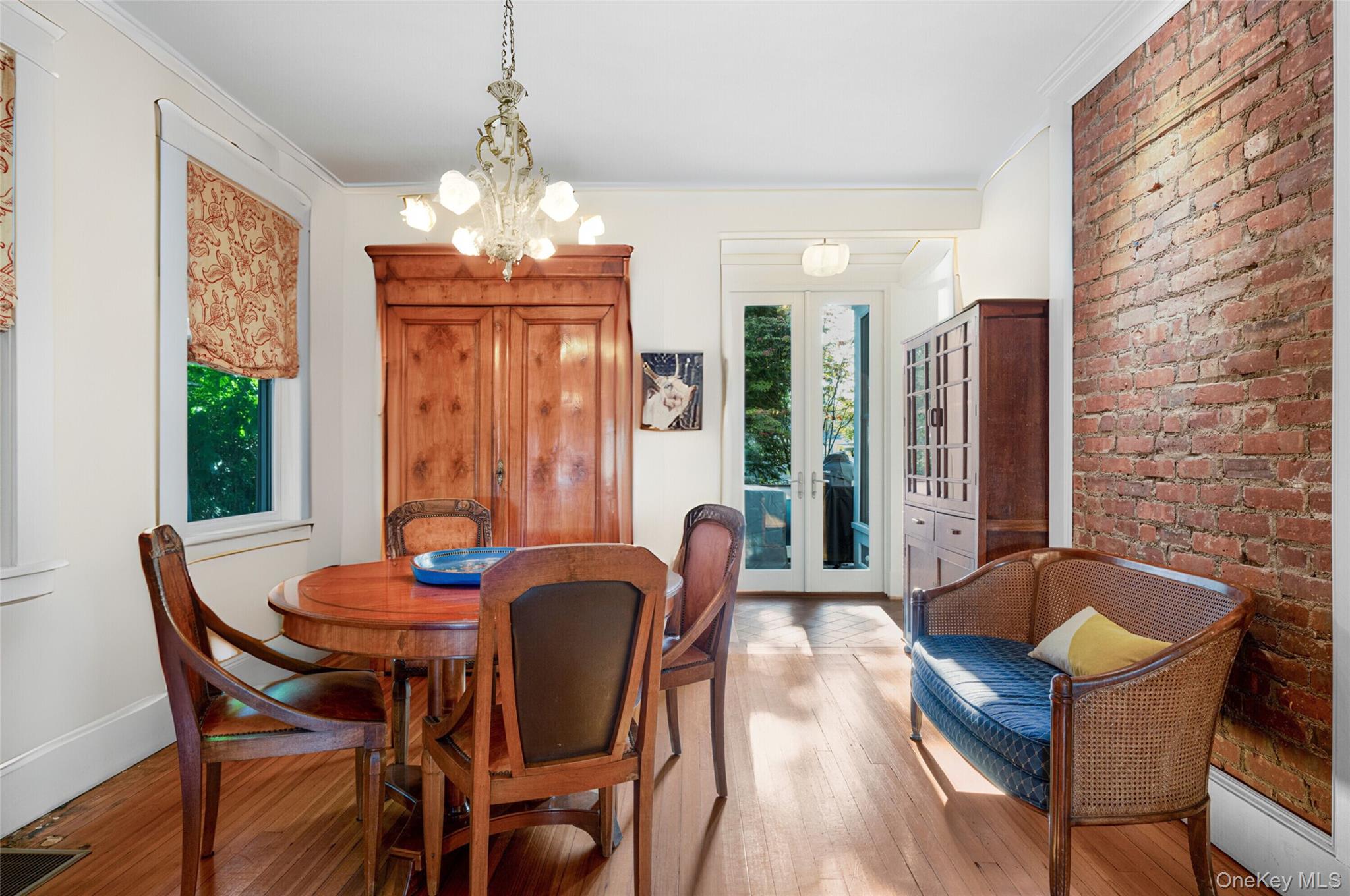 5 Gerlach Place, Larchmont, NY 10538