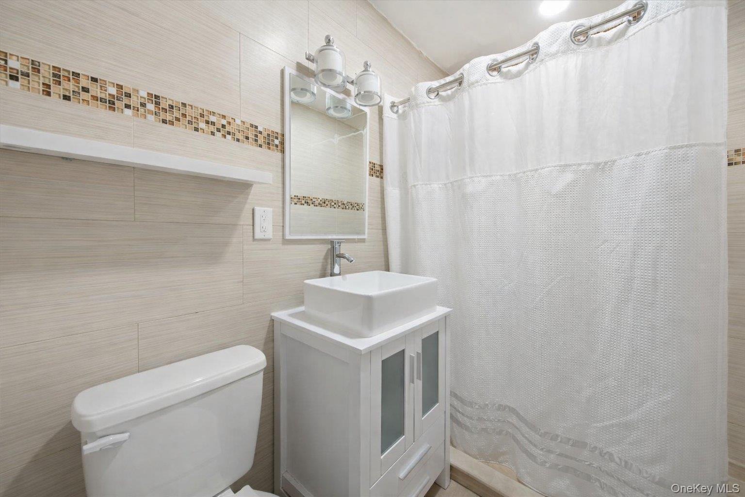 4077 Ely Avenue, Bronx, NY 10466