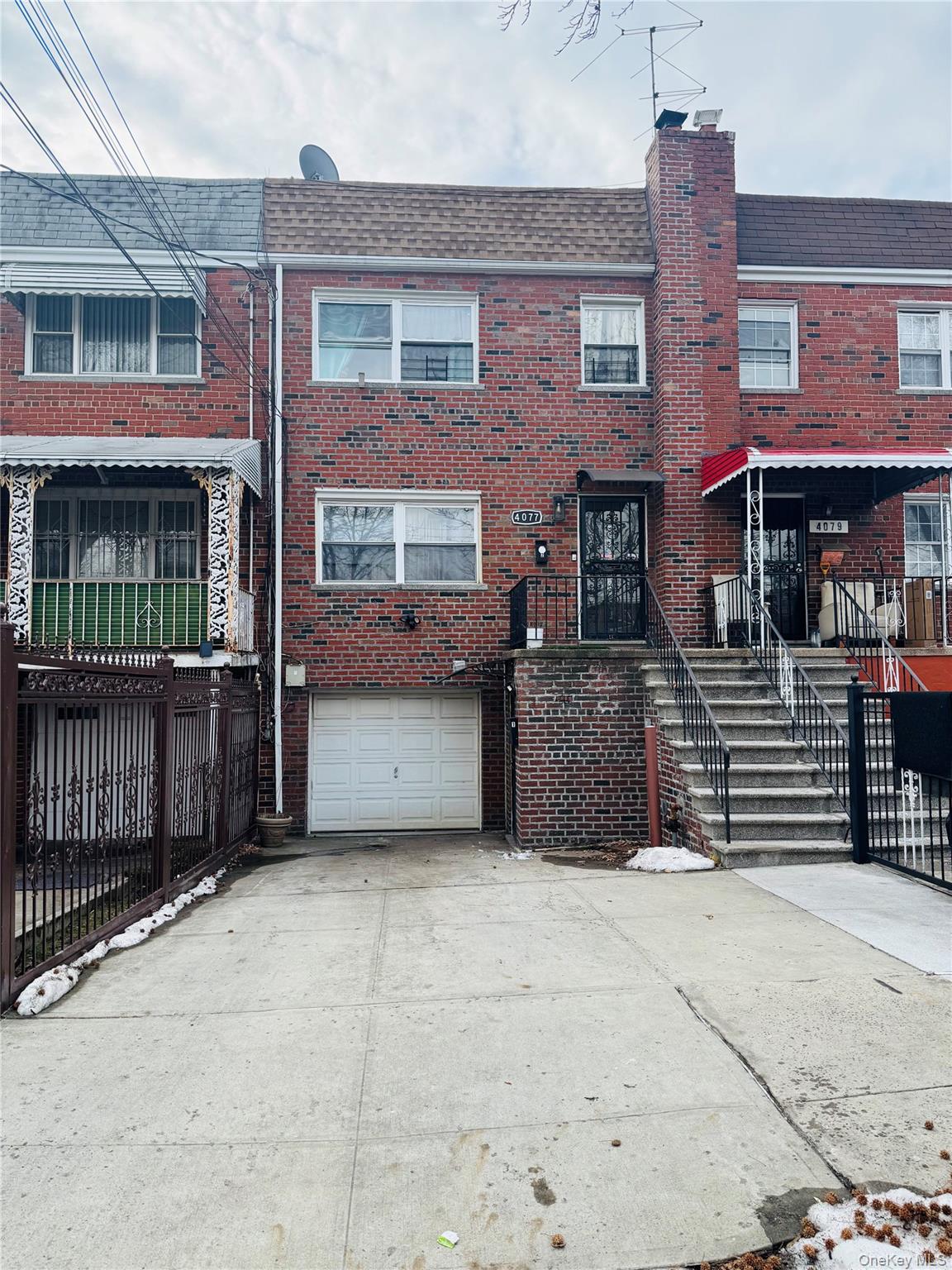 4077 Ely Avenue, Bronx, NY 10466