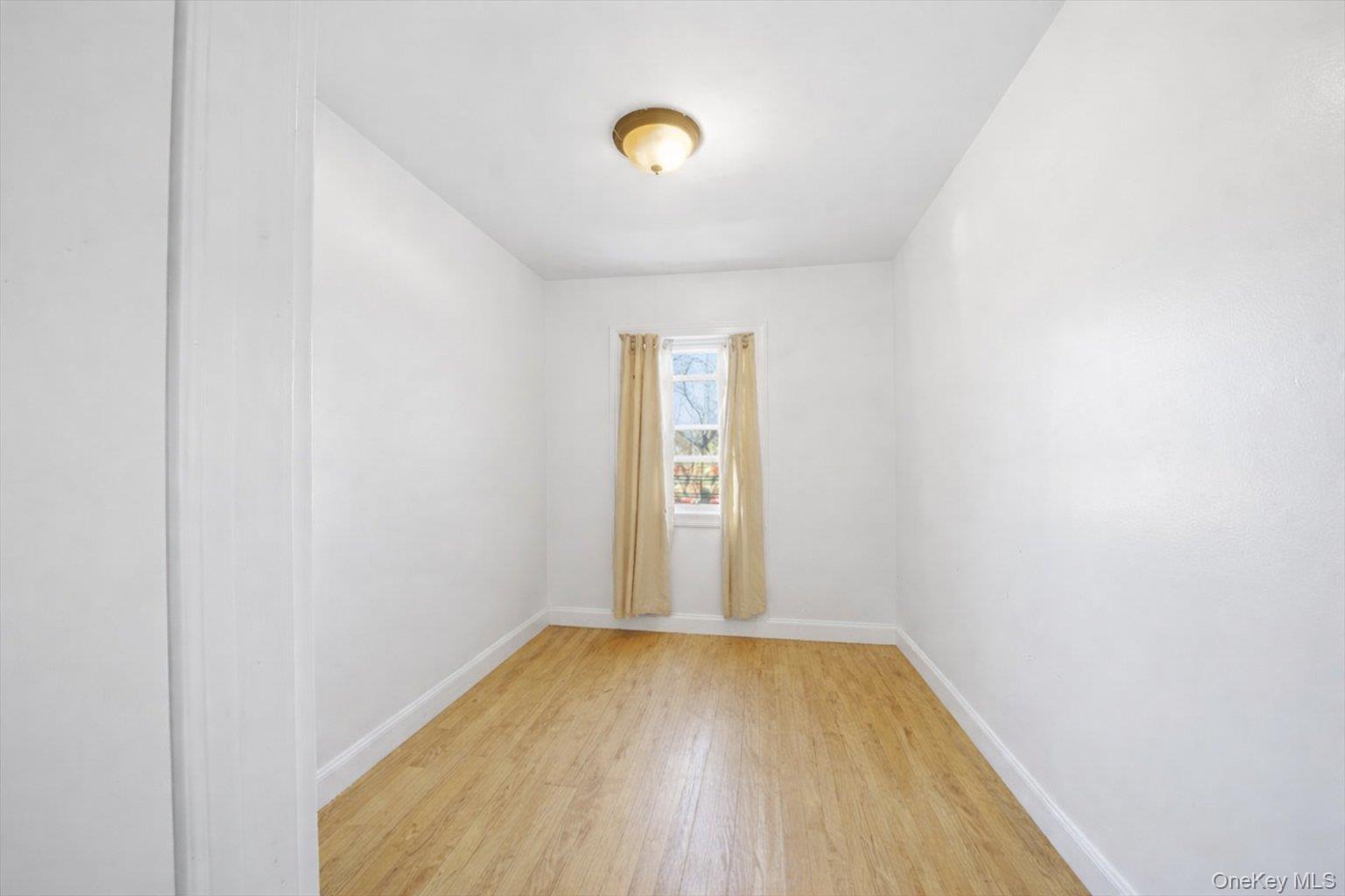 4077 Ely Avenue, Bronx, NY 10466