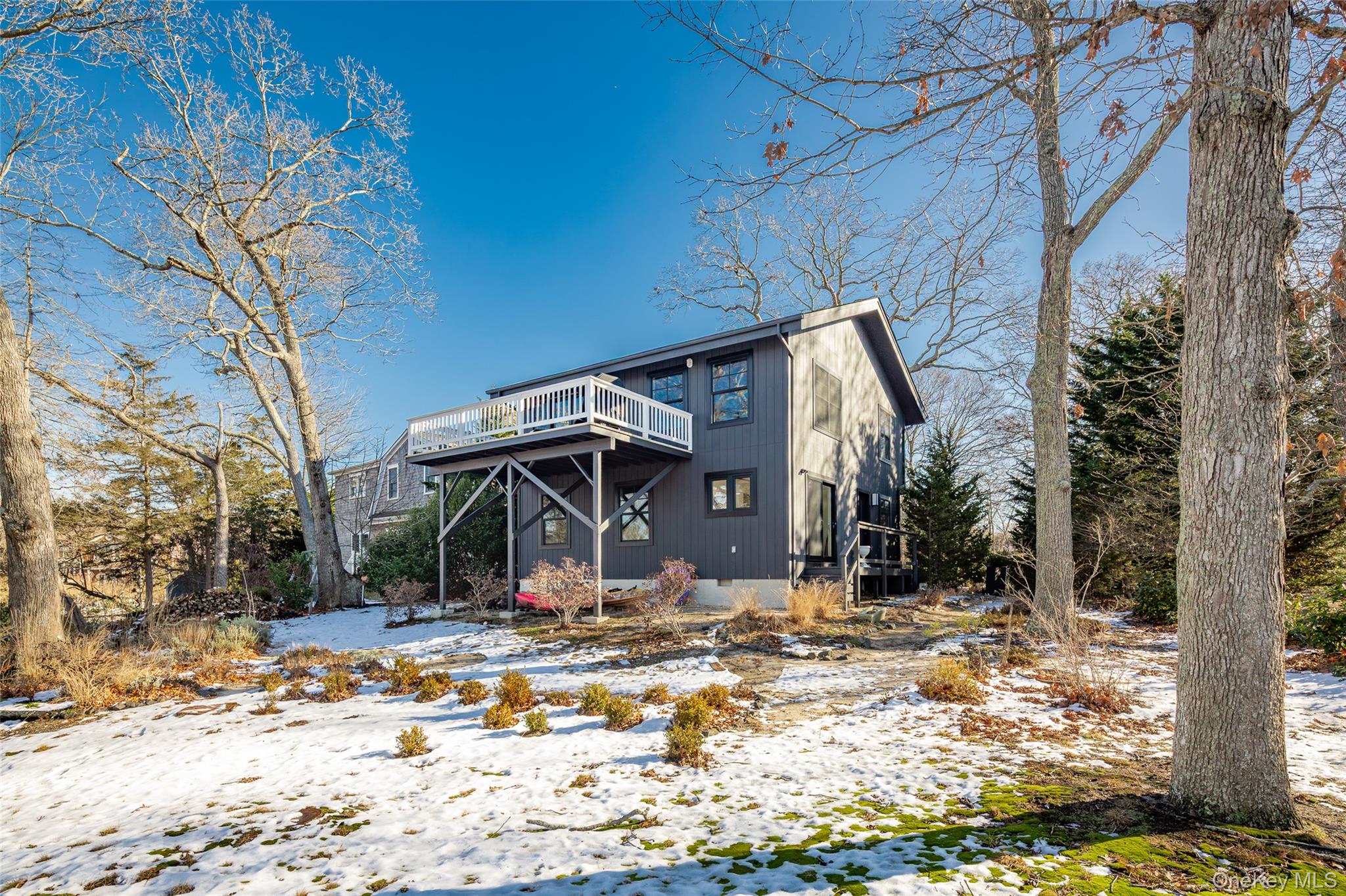 9 Helens Lane, Southampton, NY 11968