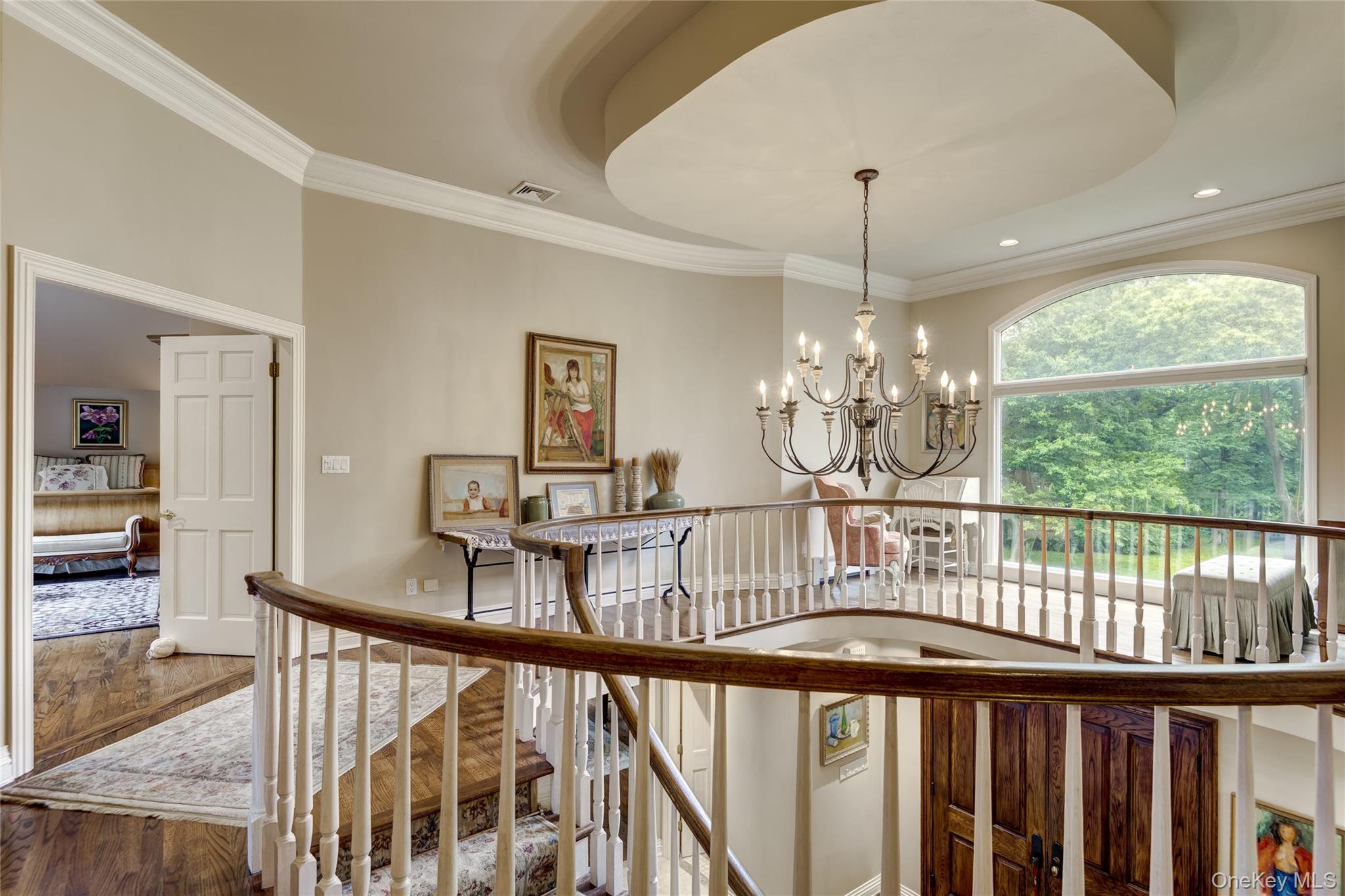 527 Split Rock Road, Syosset, NY 11791