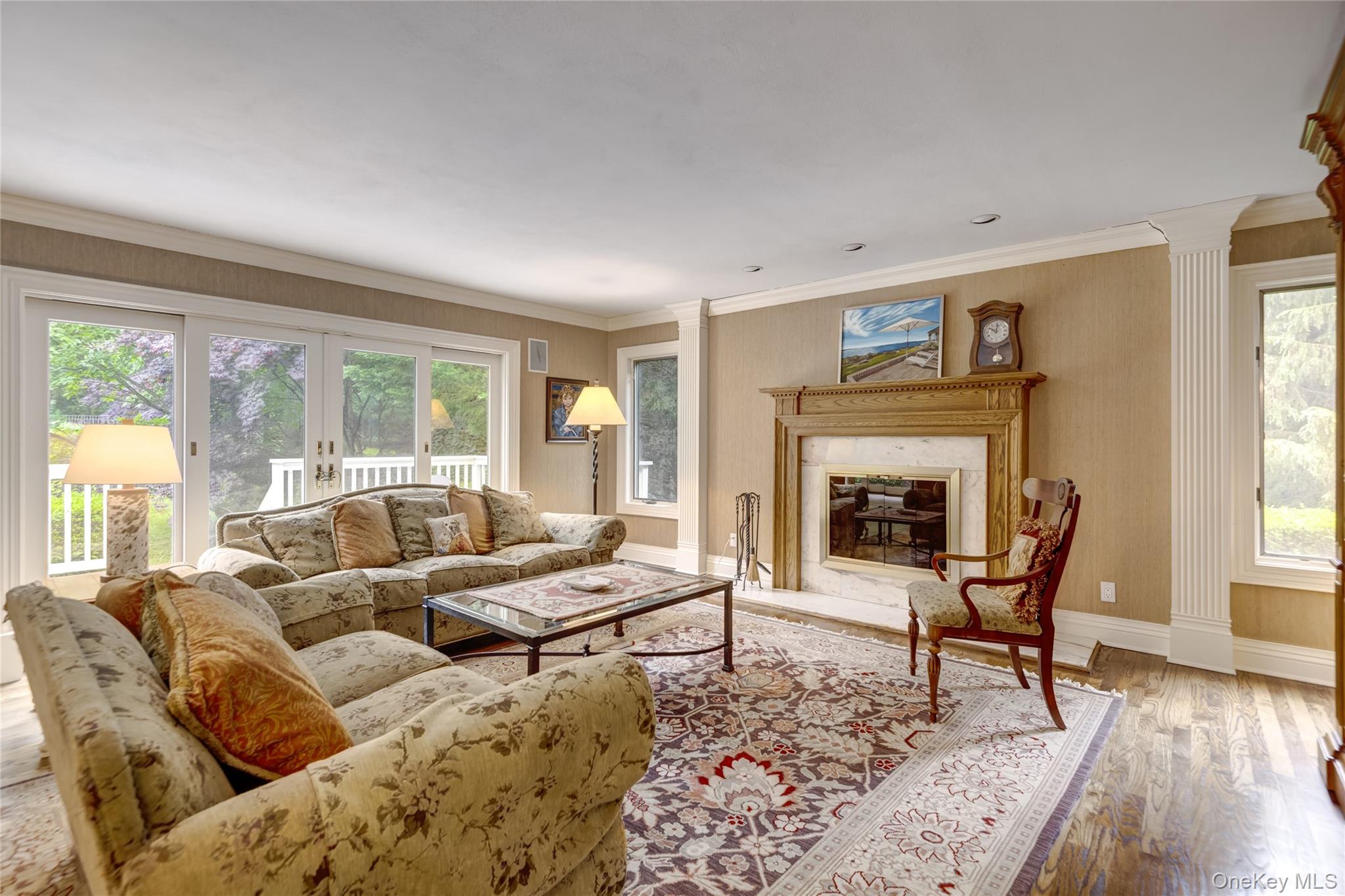 527 Split Rock Road, Syosset, NY 11791