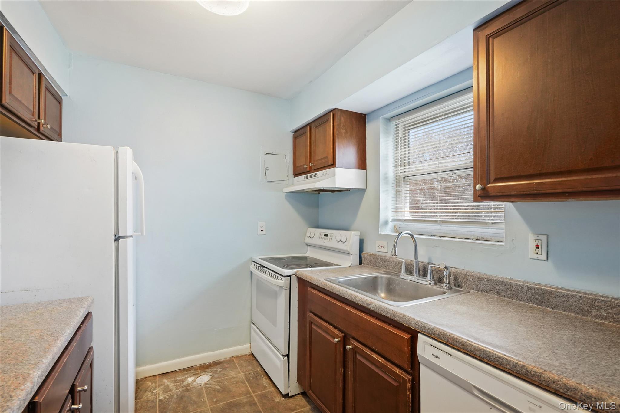 1548 Route 9 # 7B, Wappingers Falls, NY 12590