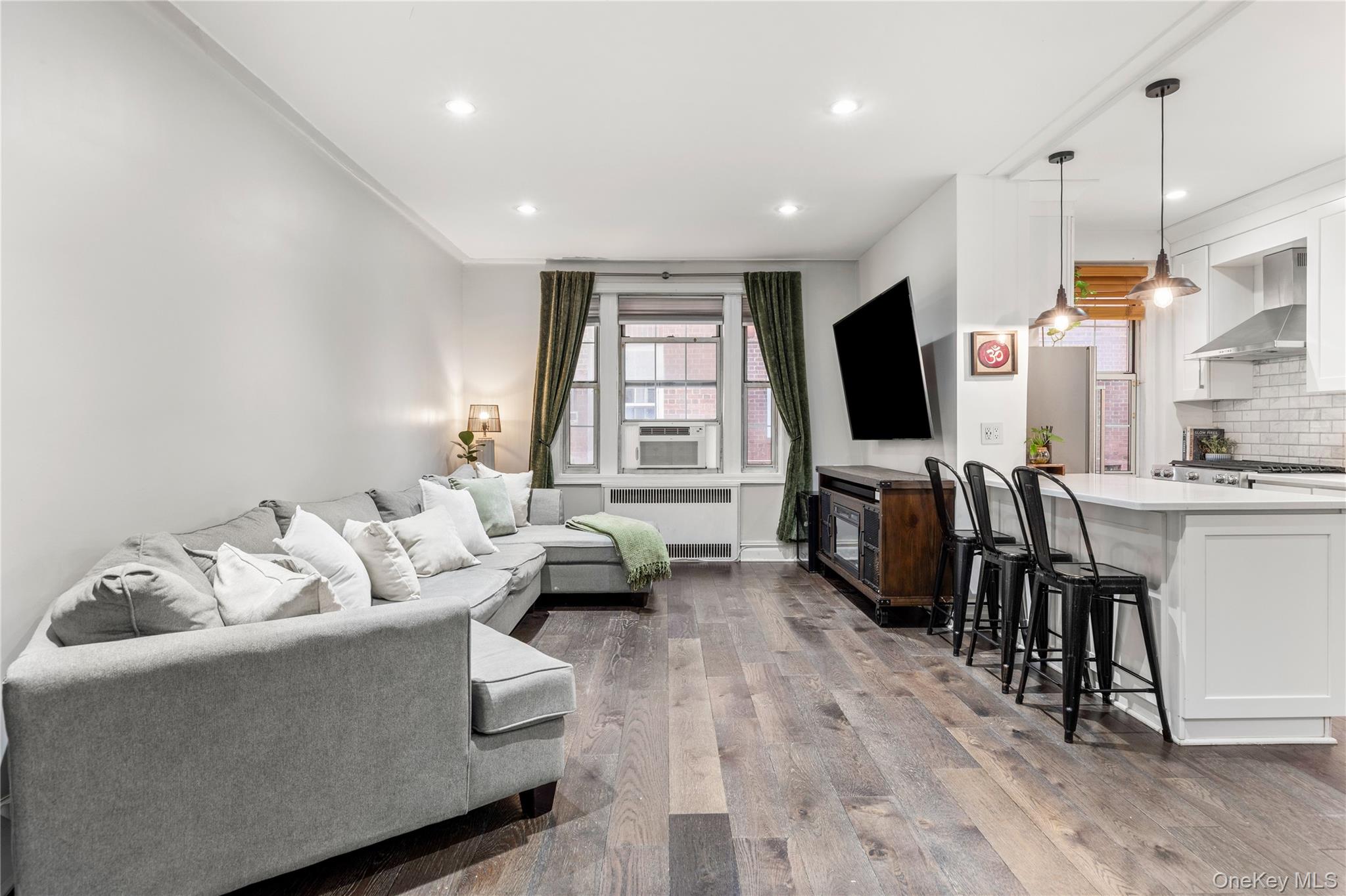 117-01 Park S # A1L, Kew Gardens, NY 11415