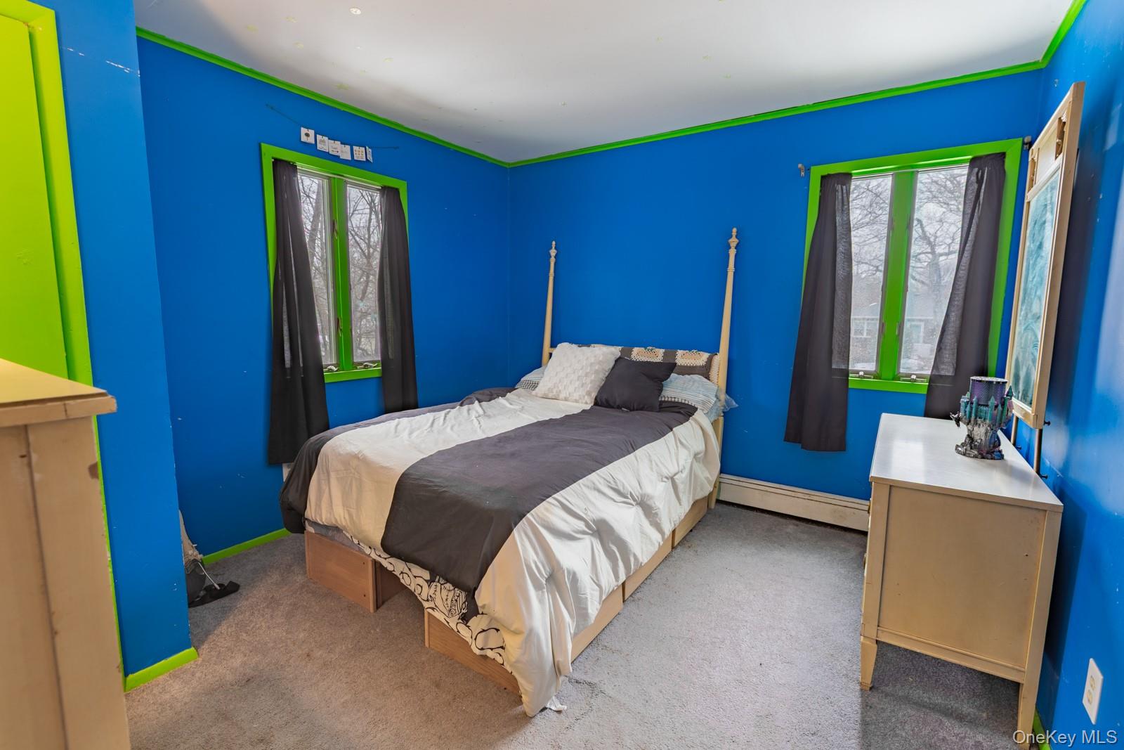 47 Ridgedale Avenue, Farmingville, NY 11738