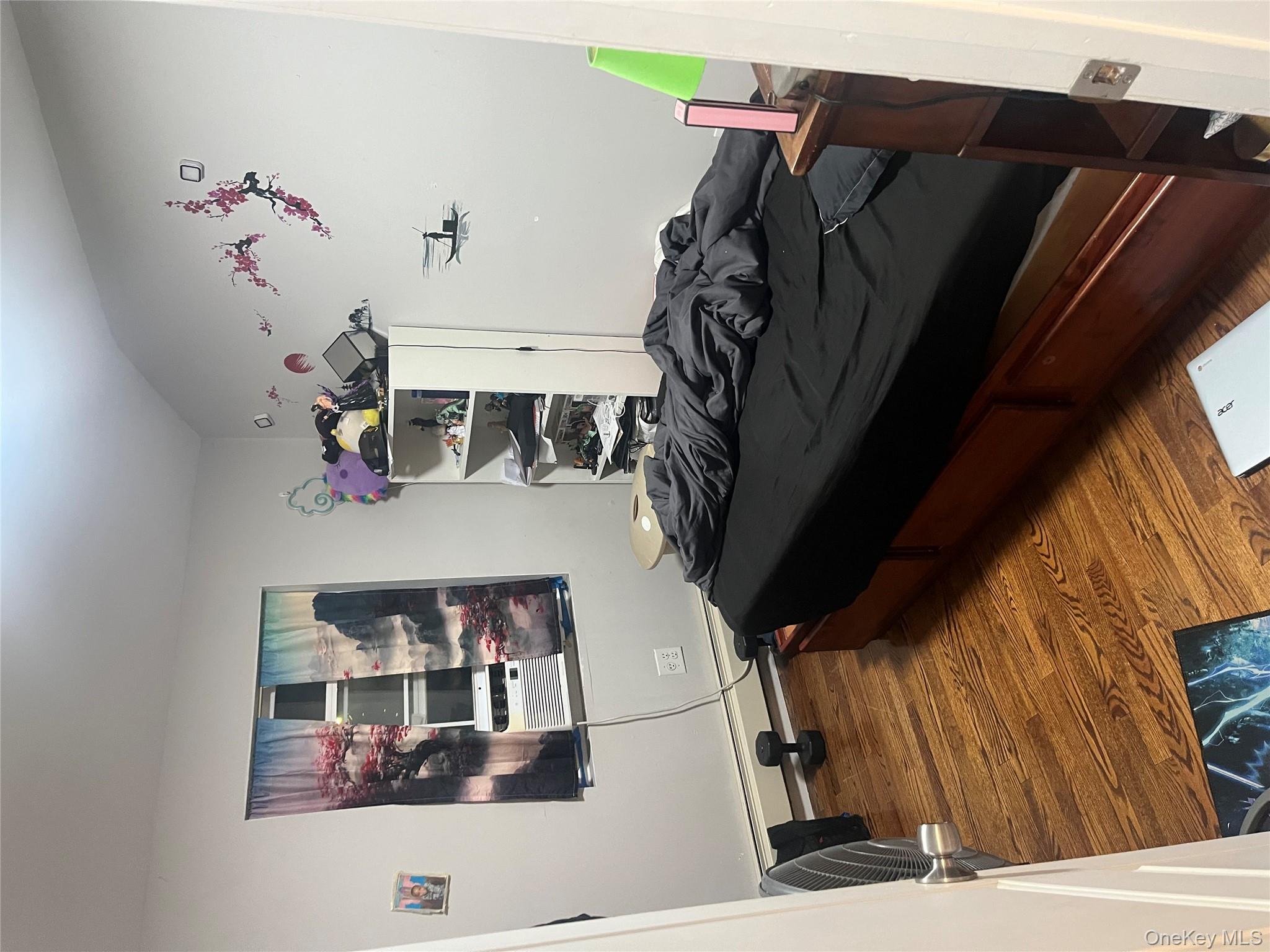 137-15 220th Place, Laurelton, NY 11413