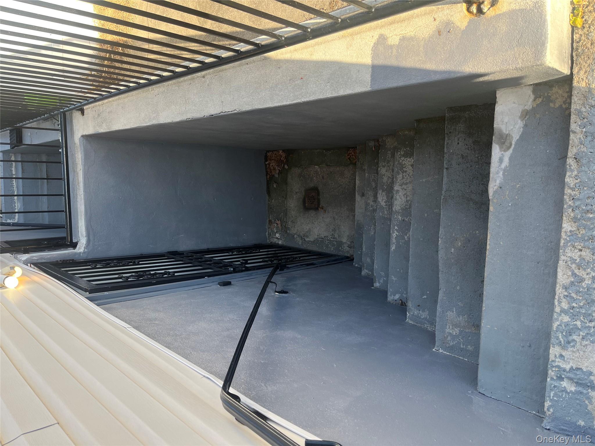 137-15 220th Place, Laurelton, NY 11413