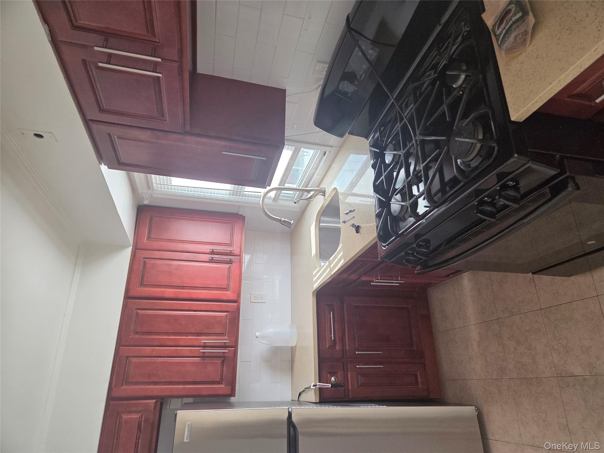 221-20 137th Avenue, Springfield Gardens, NY 11413