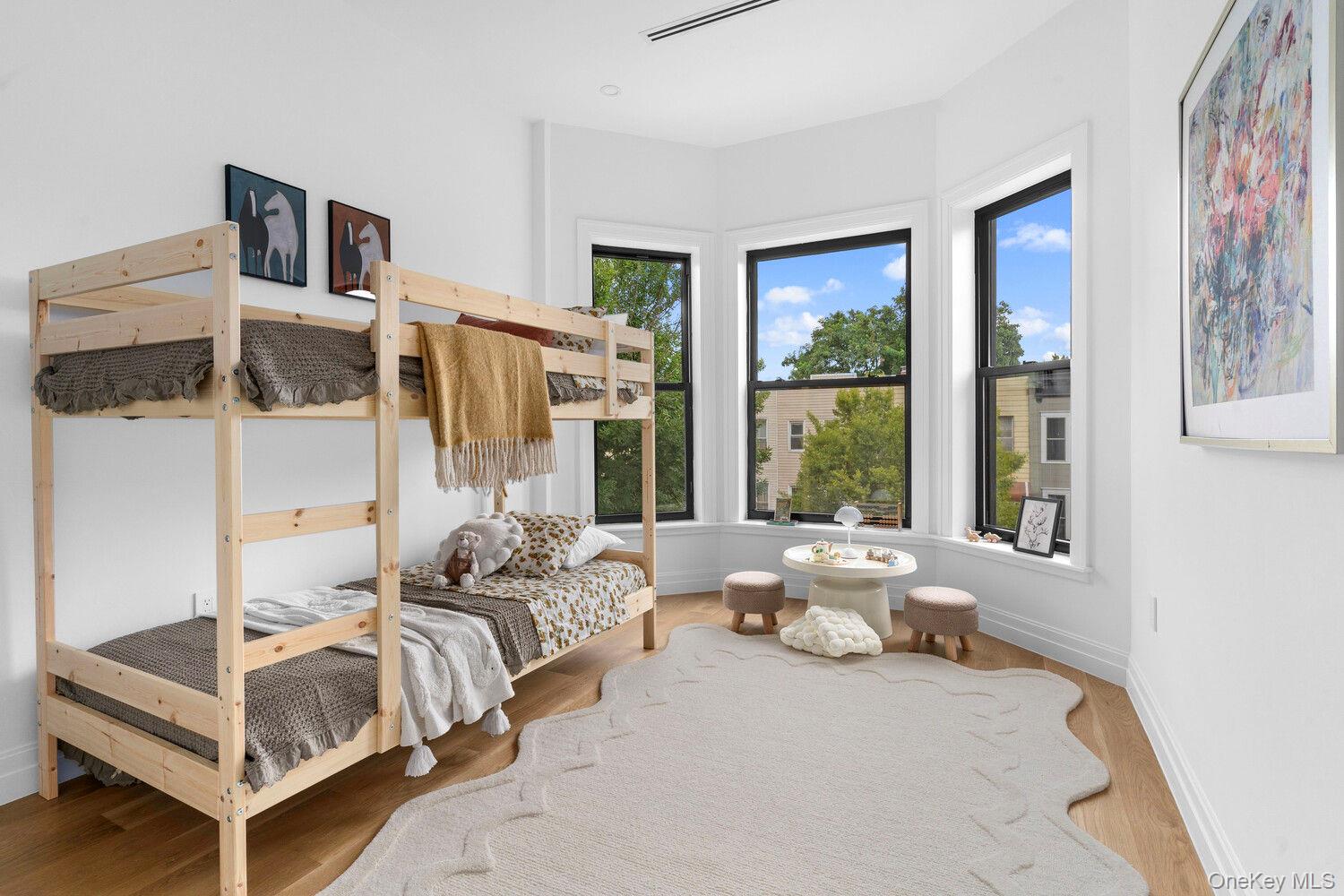 12 PILLING Street, Brooklyn, NY 11207