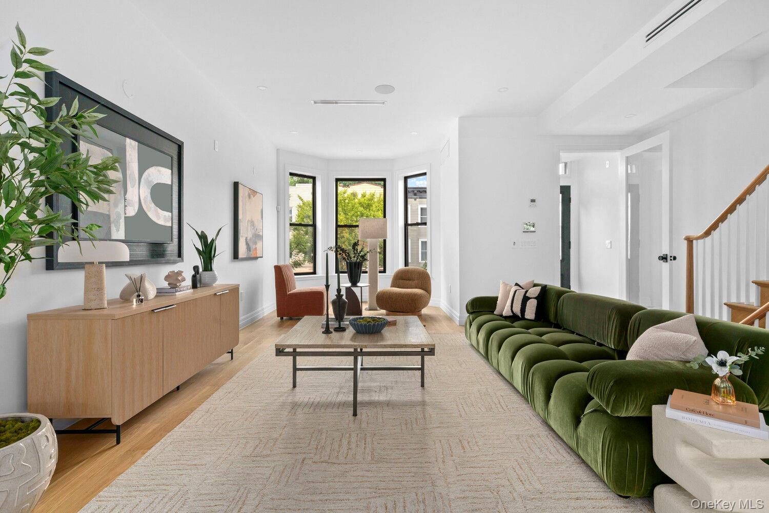 12 PILLING Street, Brooklyn, NY 11207