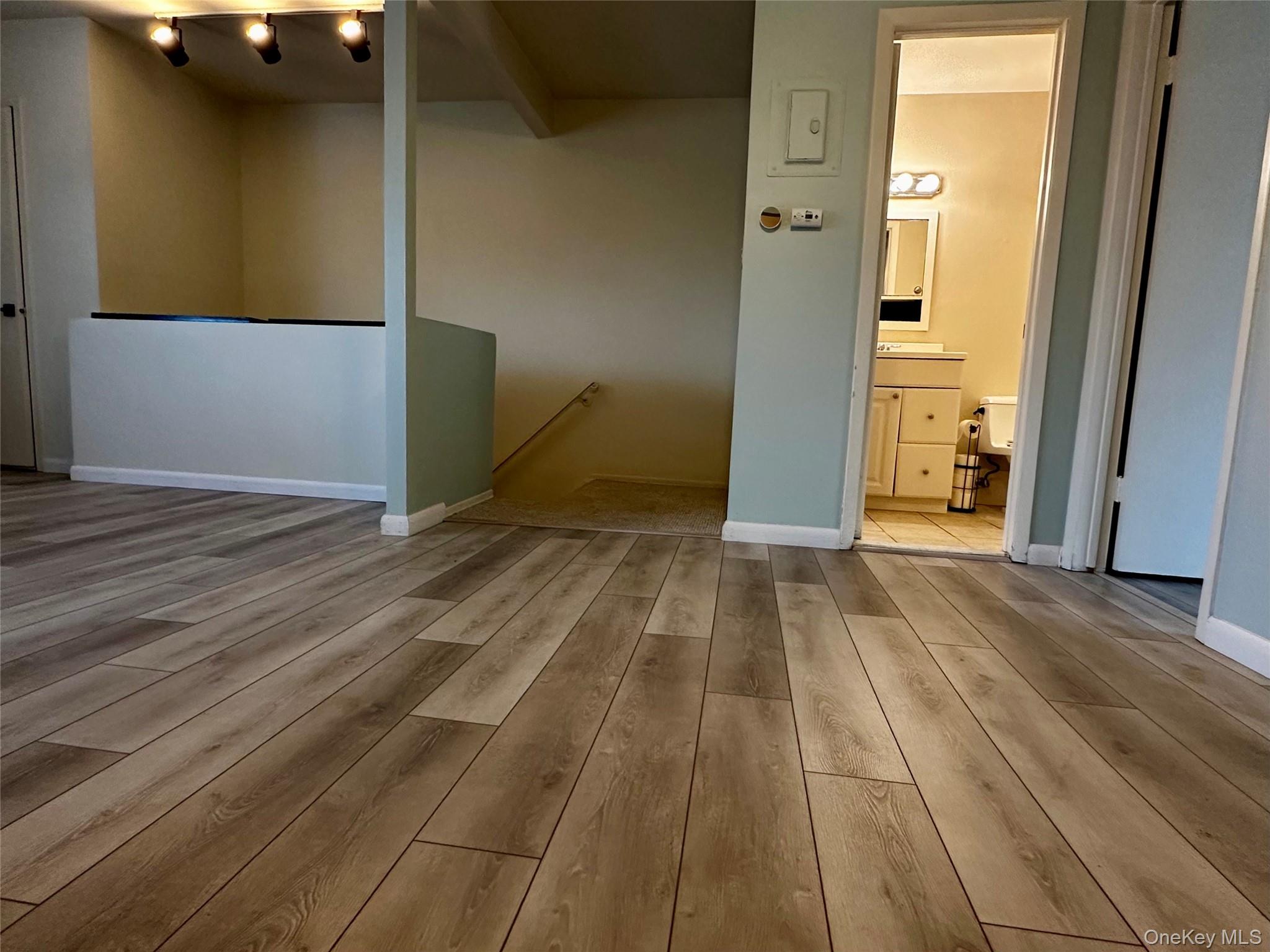 10 Bailey # 10, Middle Island, NY 11953