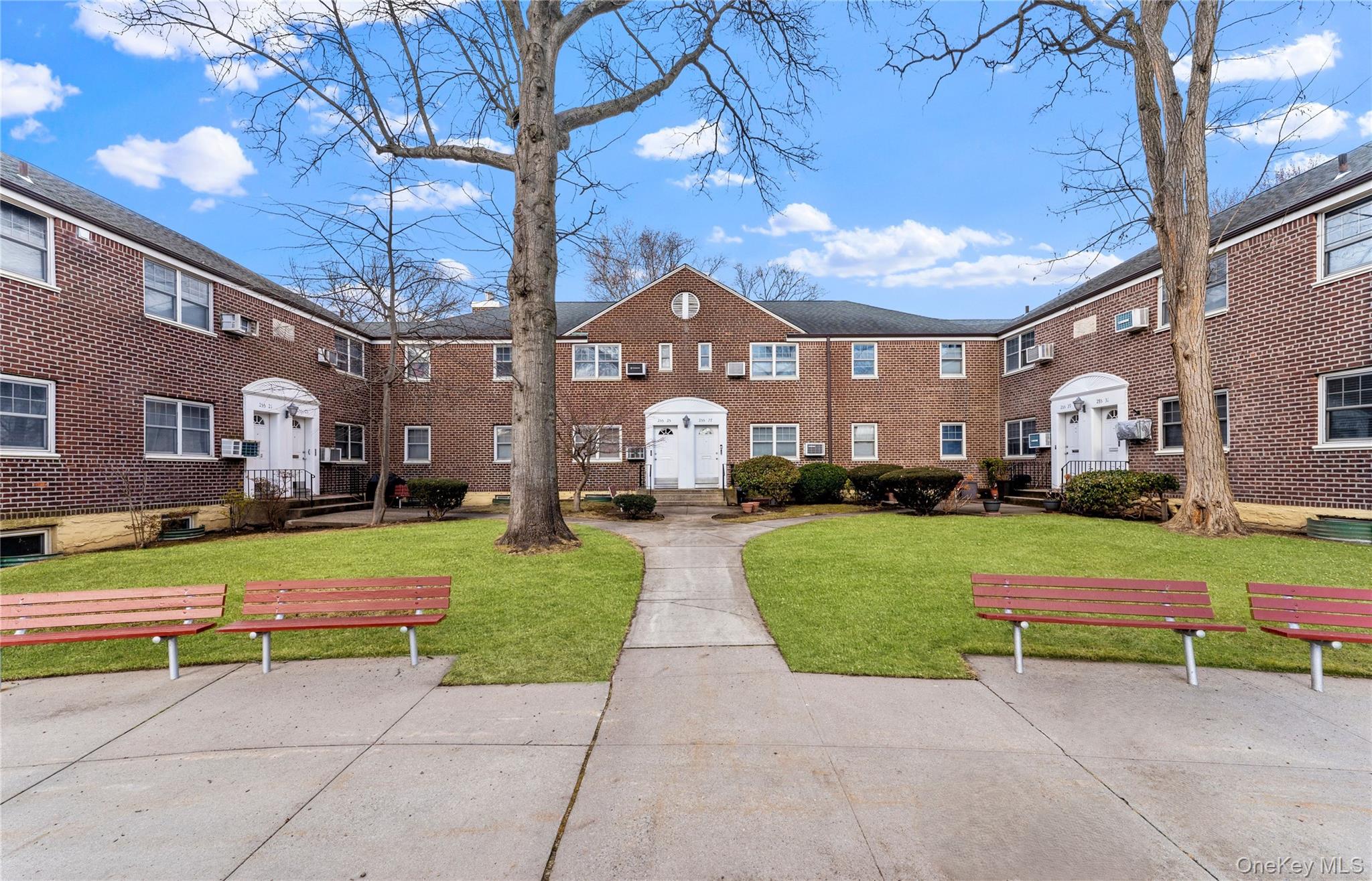 255-25 61st Avenue # #3-881, Little Neck, NY 11362