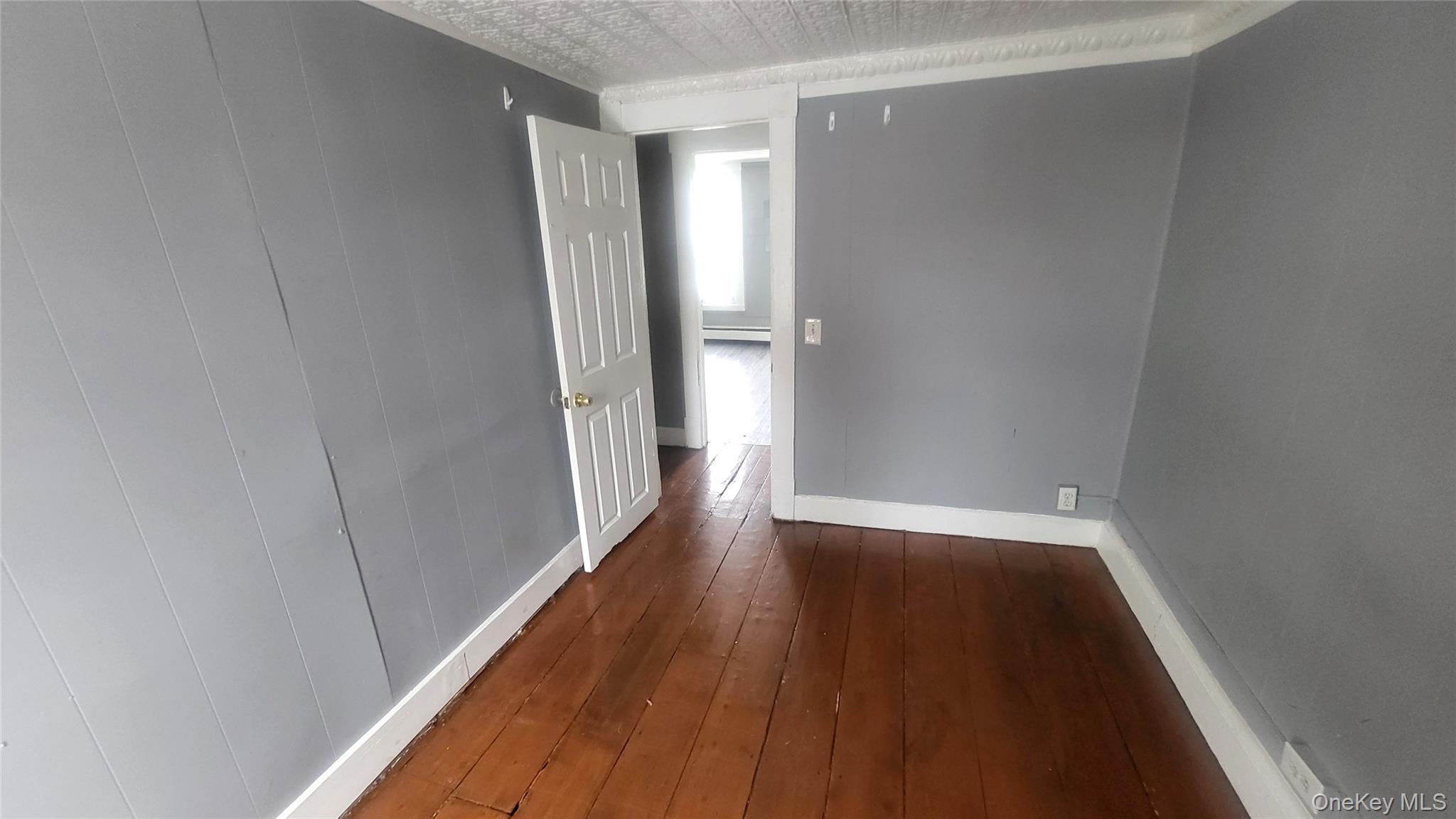 164 Thompson Street, Poughkeepsie, NY 12601