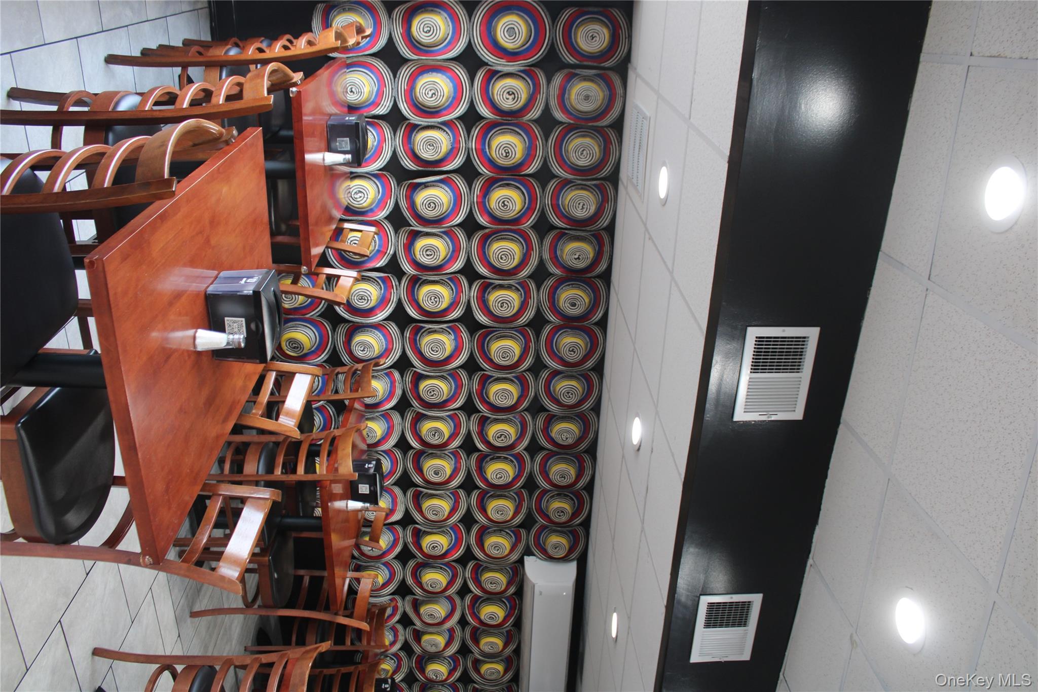 140 Front St, Hempstead, NY 11550