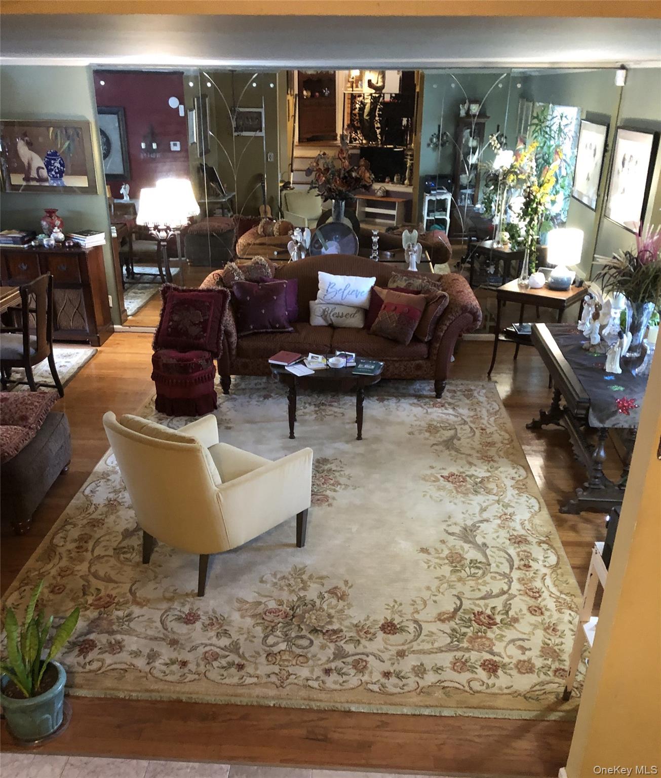 24 Cedar Road, Westbury, NY 11590