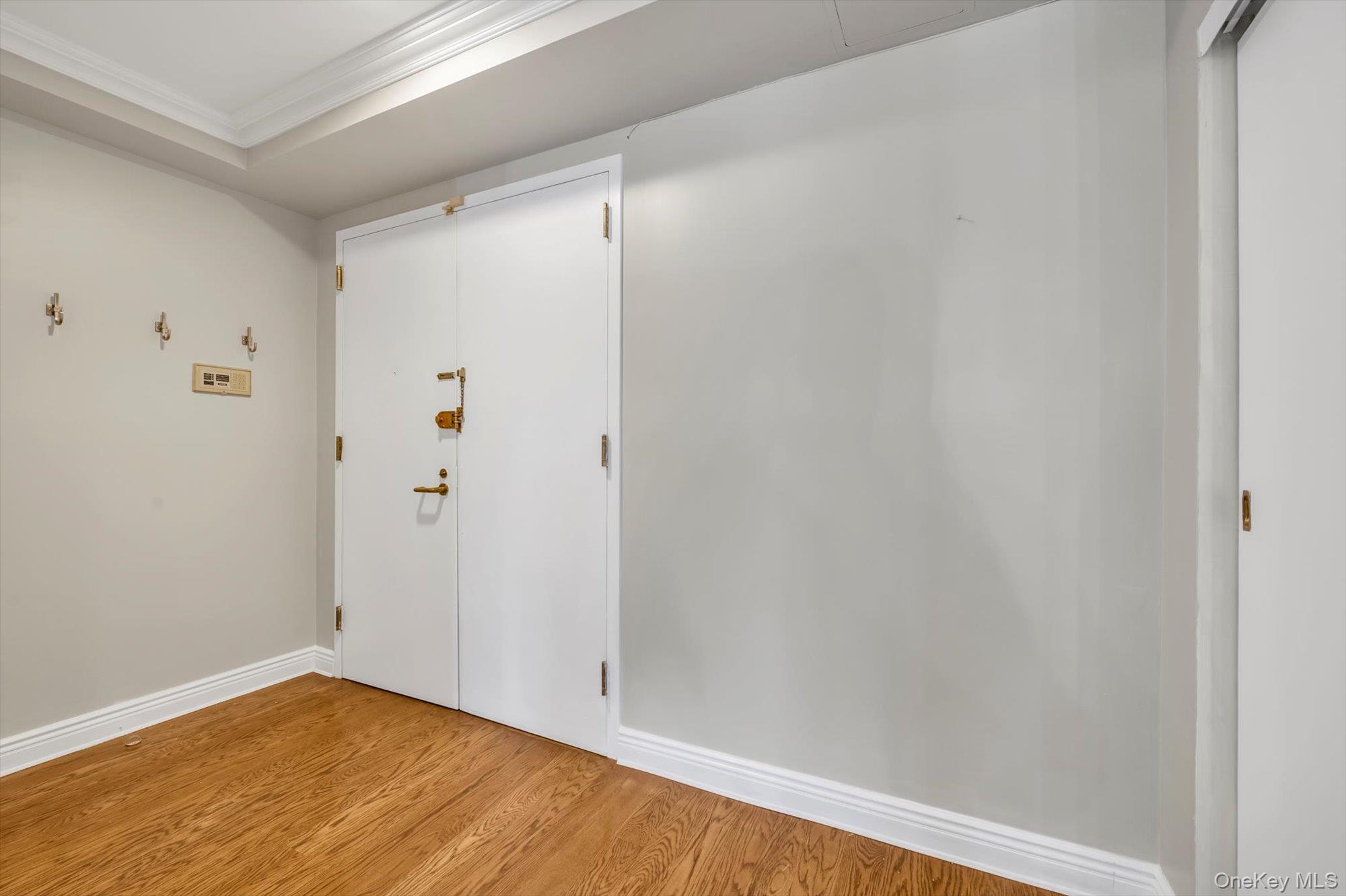 100 Cuttermill Road # 4G, Great Neck, NY 11021