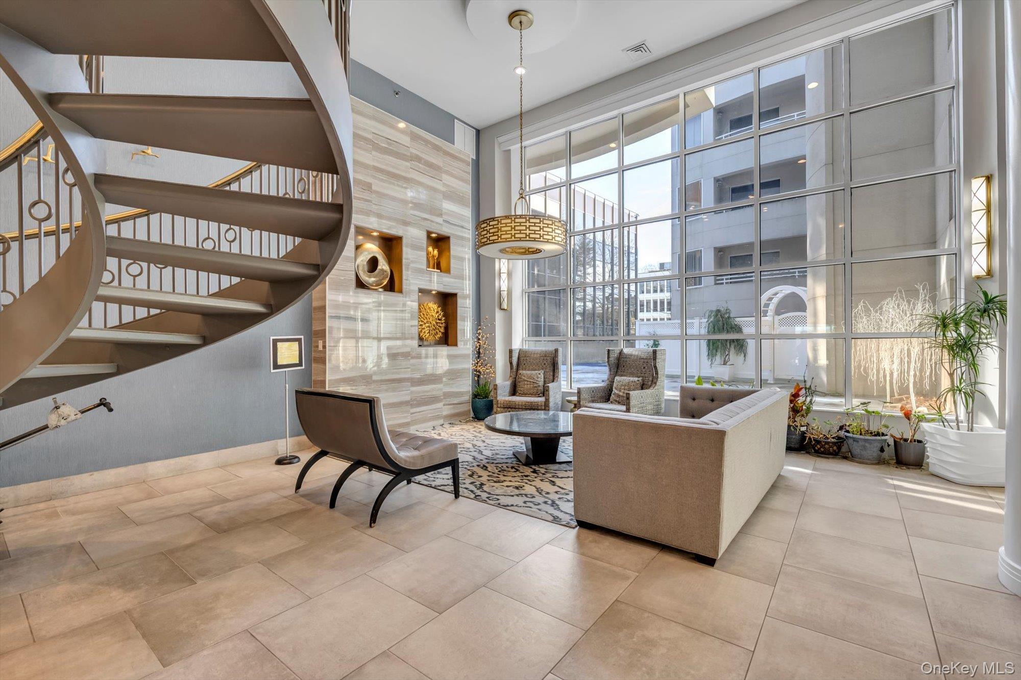 100 Cuttermill Road # 4G, Great Neck, NY 11021