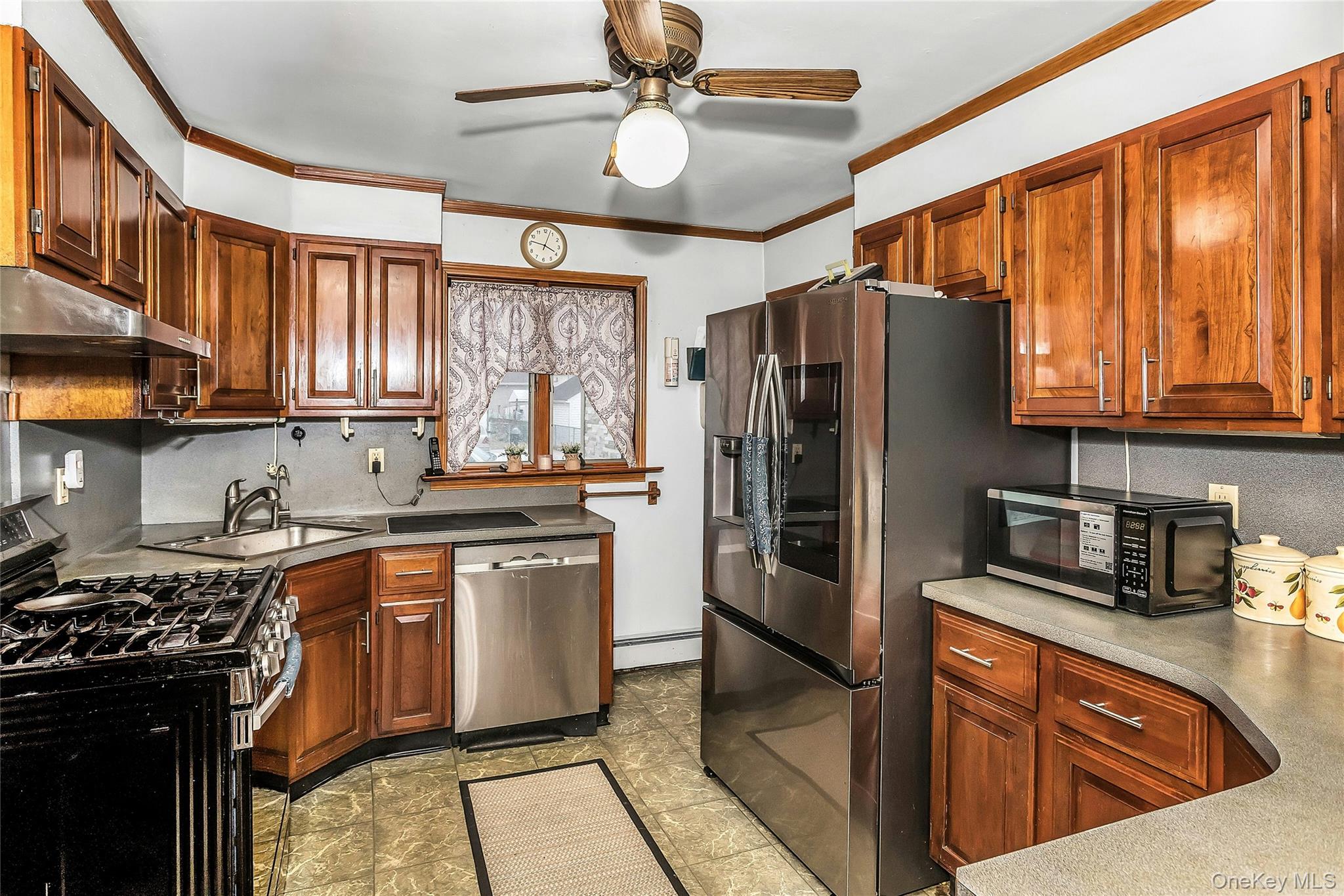 5 Malone Street, Hicksville, NY 11801