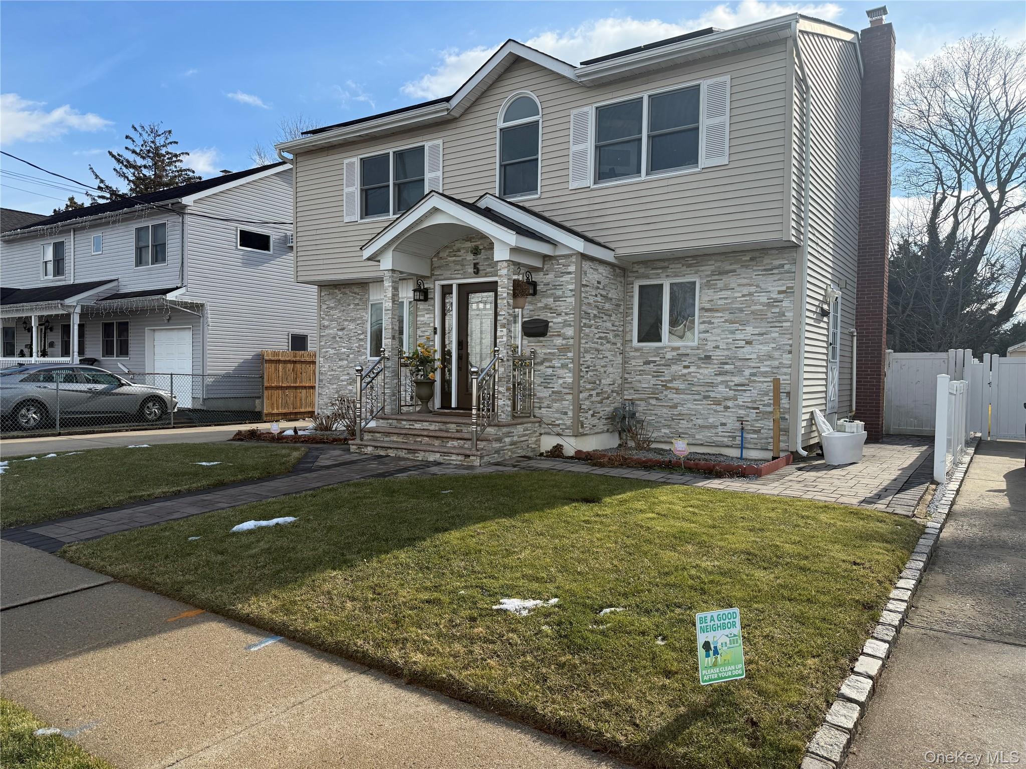 5 Malone Street, Hicksville, NY 11801