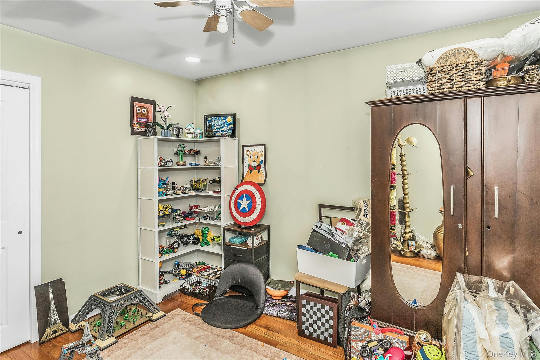 5 Malone Street, Hicksville, NY 11801