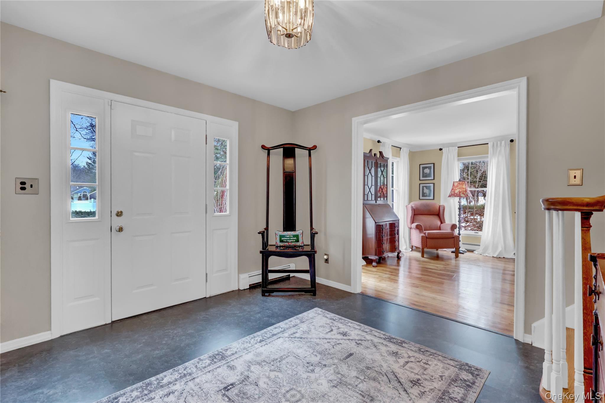 6 Samuels Path, Miller Place, NY 11764