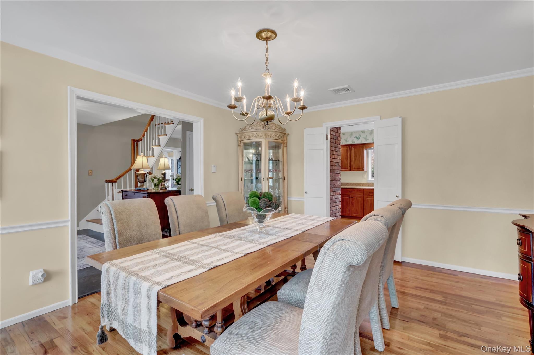 6 Samuels Path, Miller Place, NY 11764