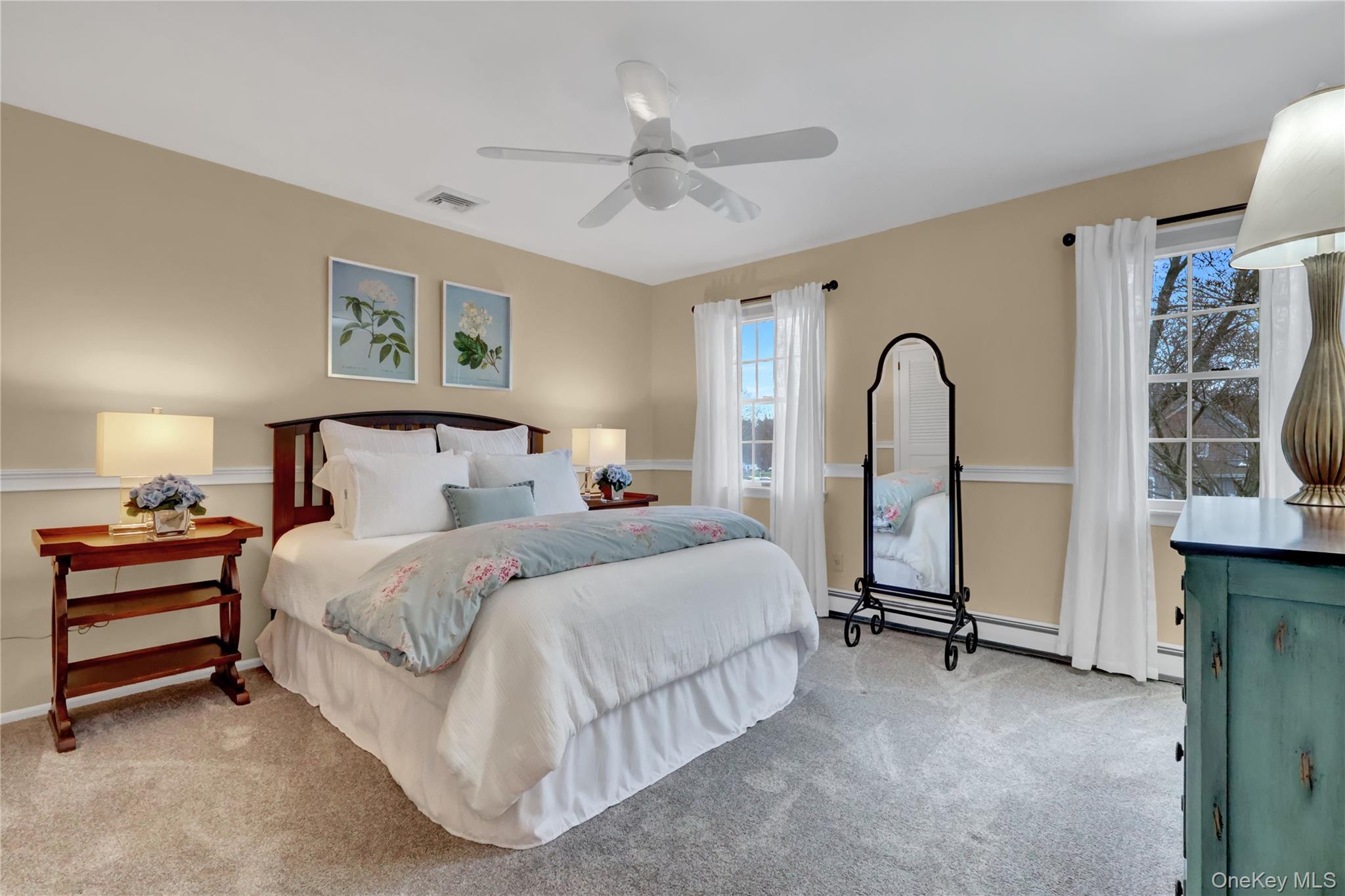 6 Samuels Path, Miller Place, NY 11764