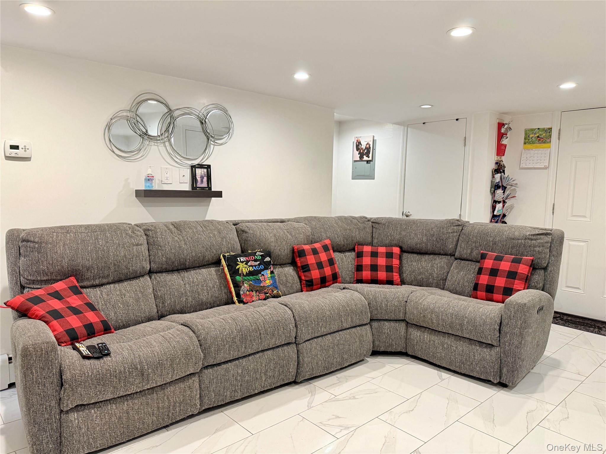 660 Williams Avenue, Brooklyn, NY 11207