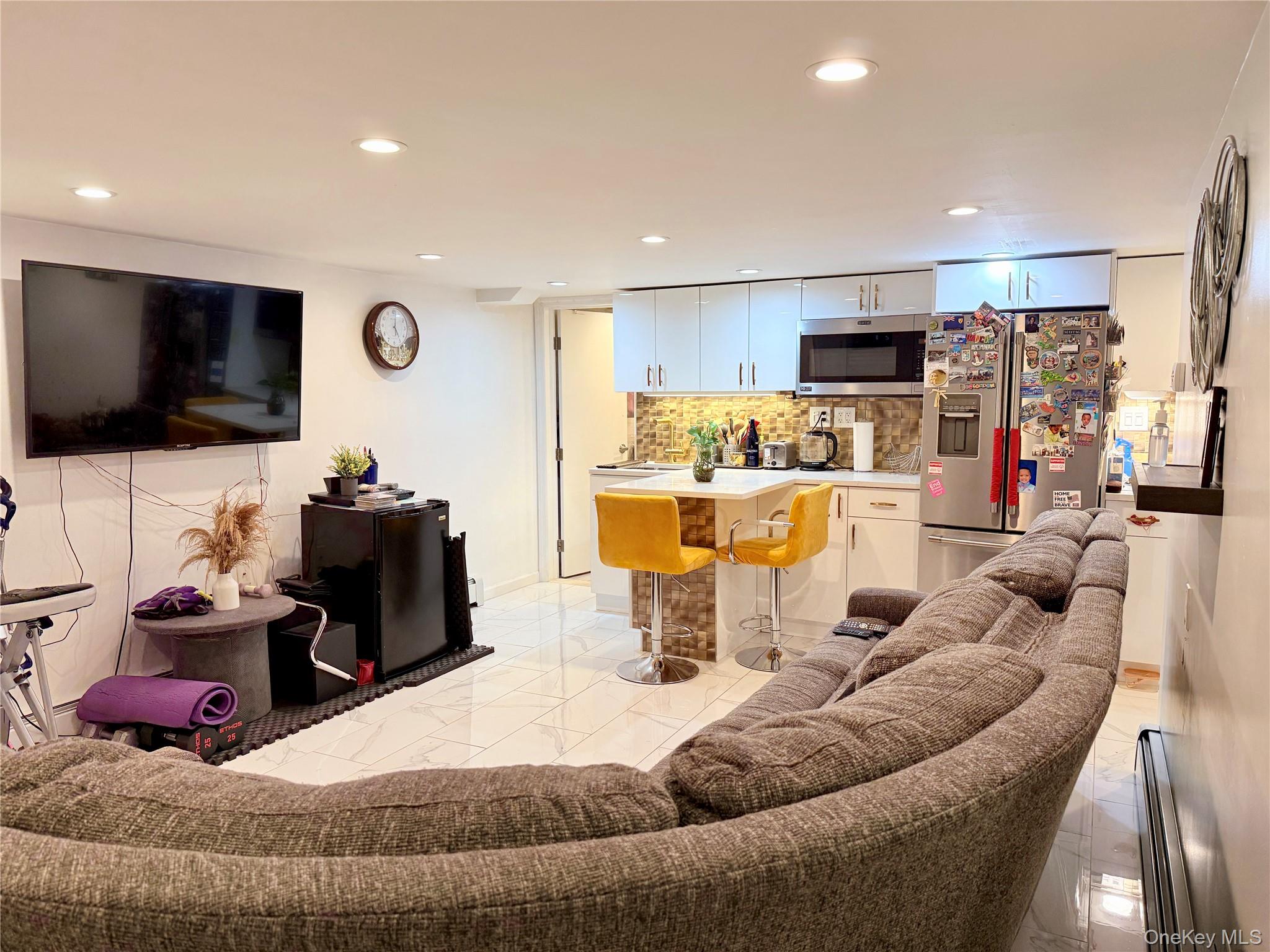 660 Williams Avenue, Brooklyn, NY 11207