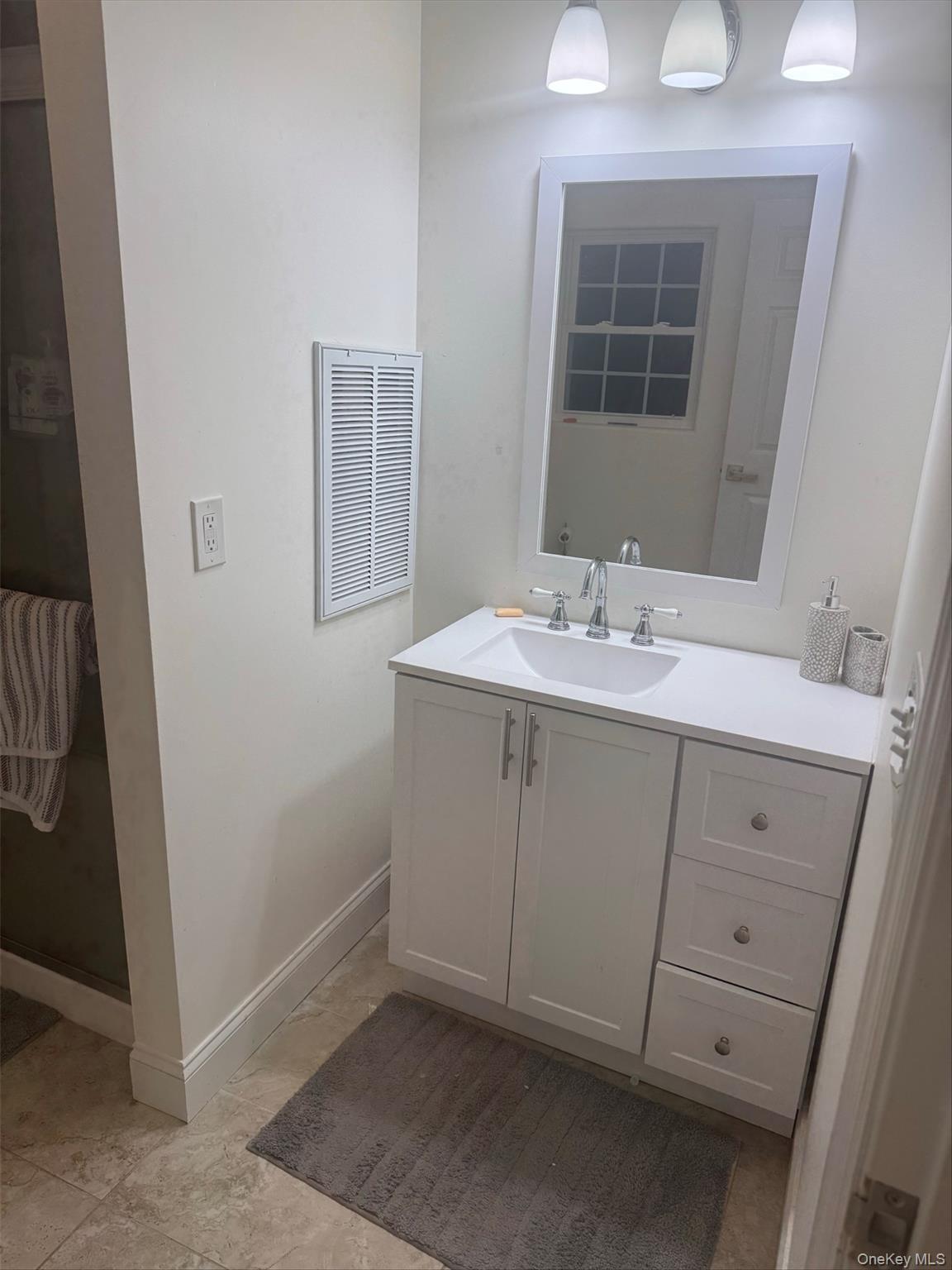 198 Pleasant Ridge Road, Poughquag, NY 12570