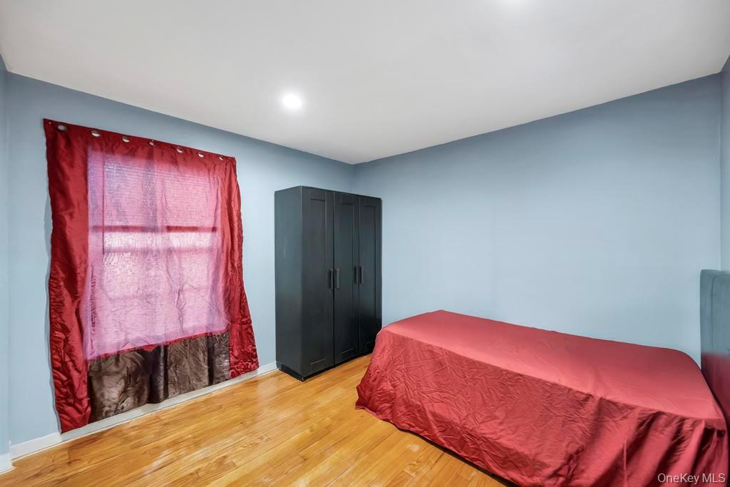 69 E 8th Street, Huntington Station, NY 11746