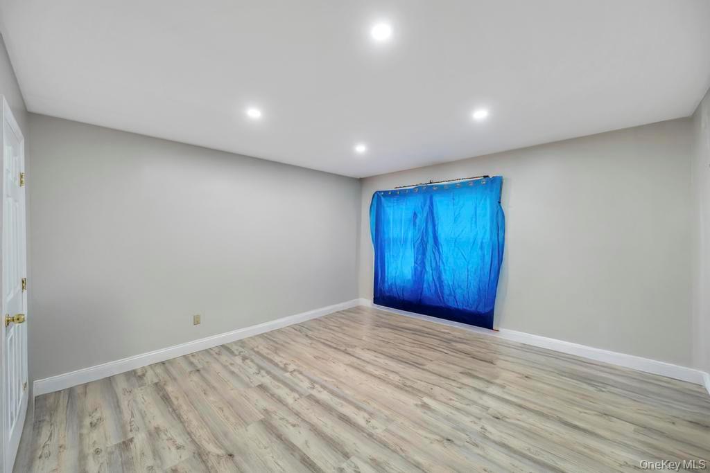 69 E 8th Street, Huntington Station, NY 11746